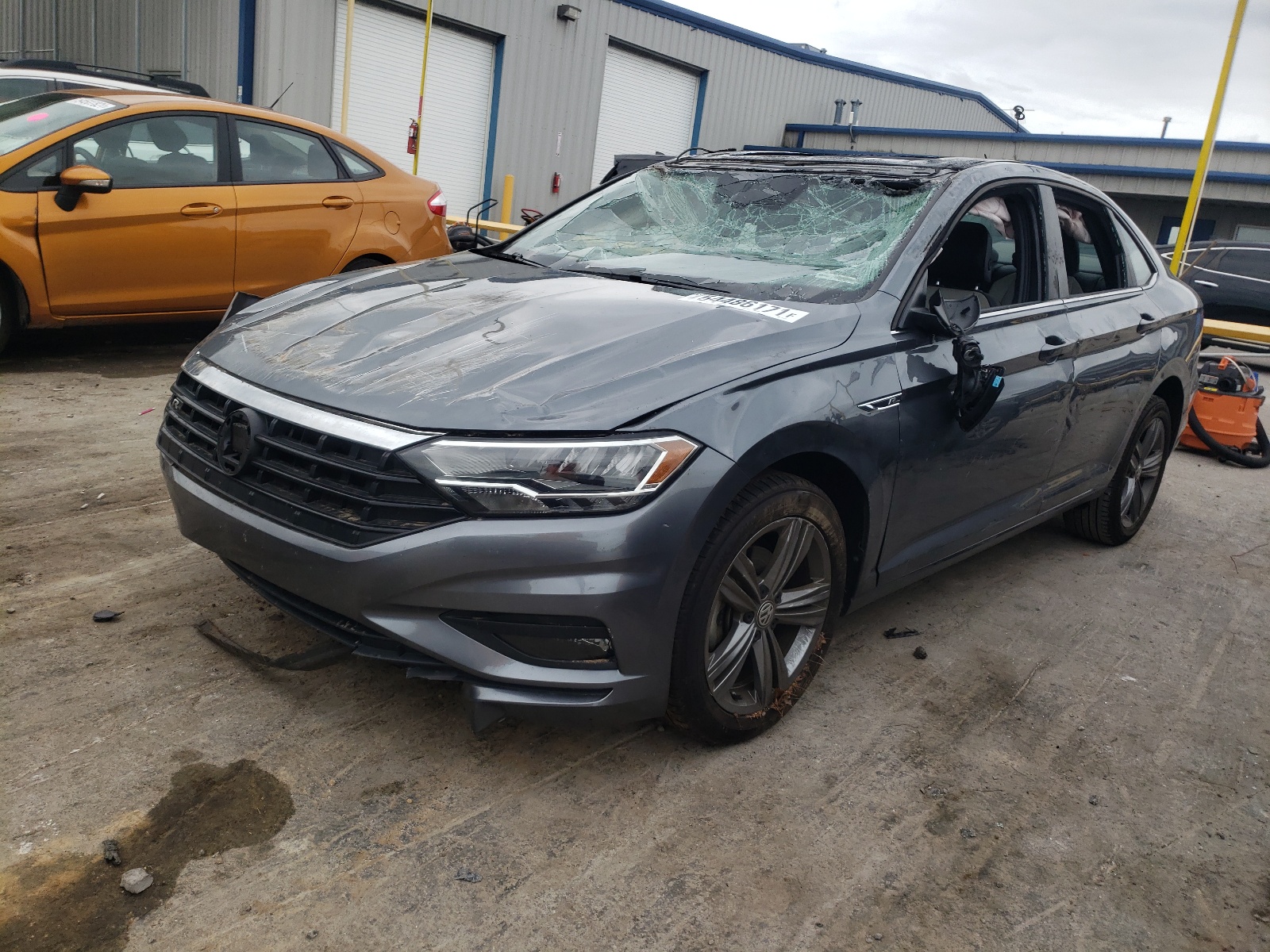 Photo 2 from auction – 2019 VOLKSWAGEN JETTA S with VIN 3VWCB7BU9KM270776
