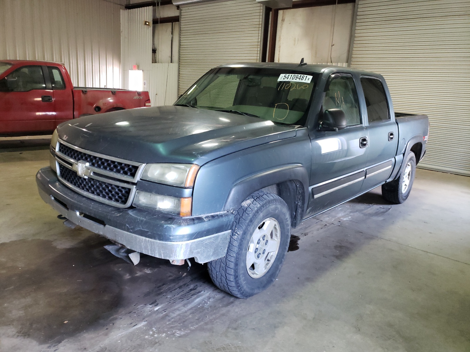 Photo 2 from auction – 2007 CHEVROLET SILVERADO with VIN 2GCEK13Z671110260