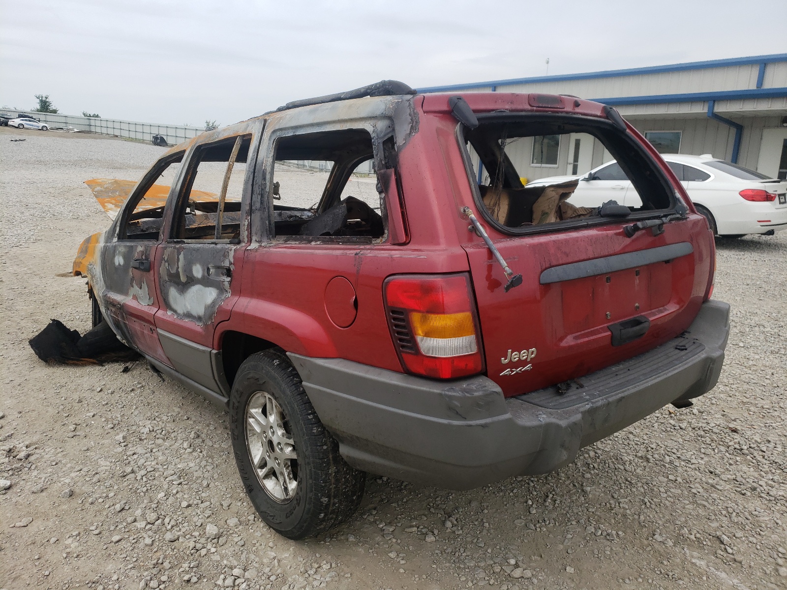 Photo 3 from auction – 2002 JEEP GRAND CHER with VIN 1J4GW48S82C219164