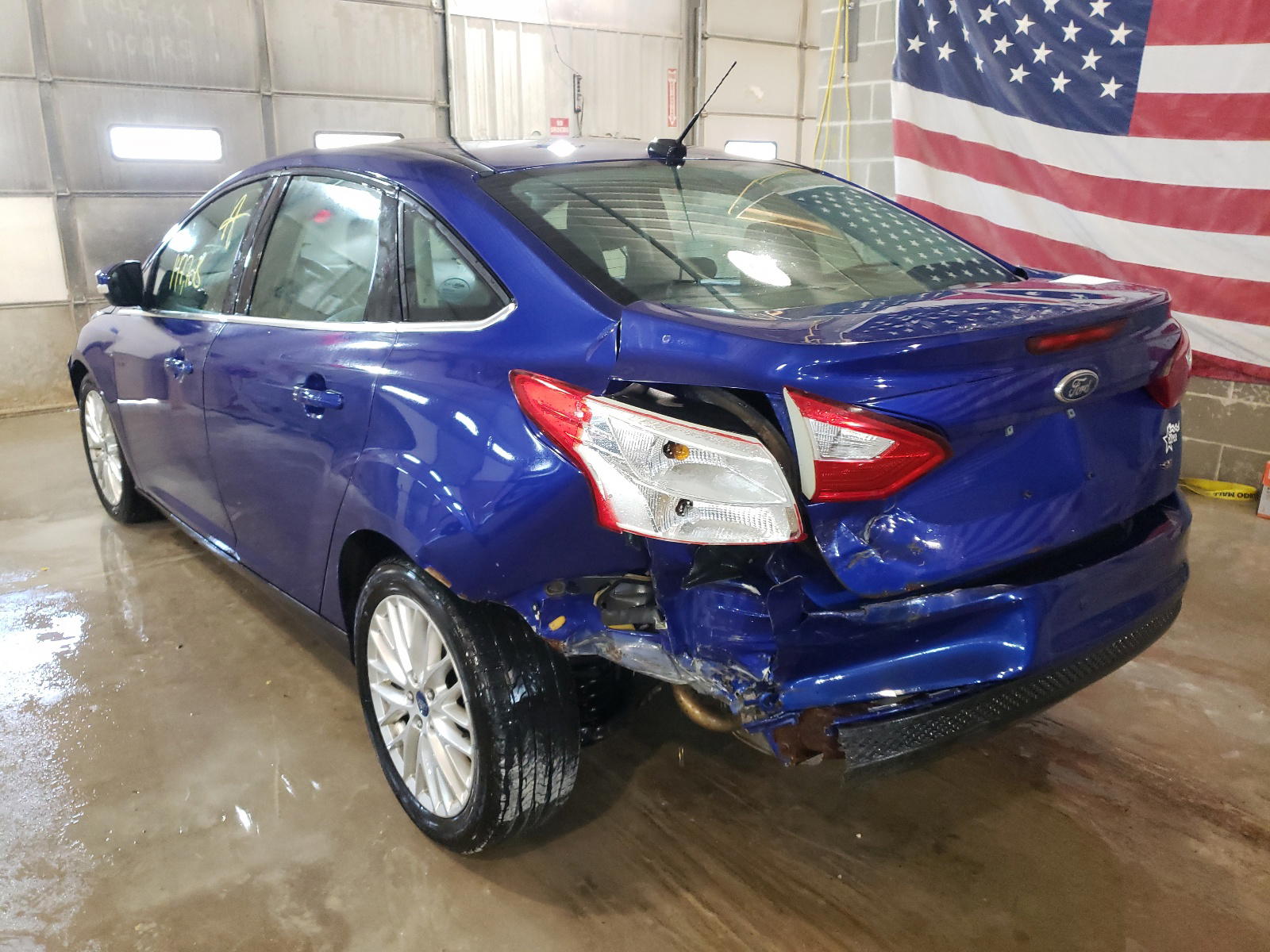 Photo 3 from auction – 2012 FORD FOCUS SEL with VIN 1FAHP3H29CL315670