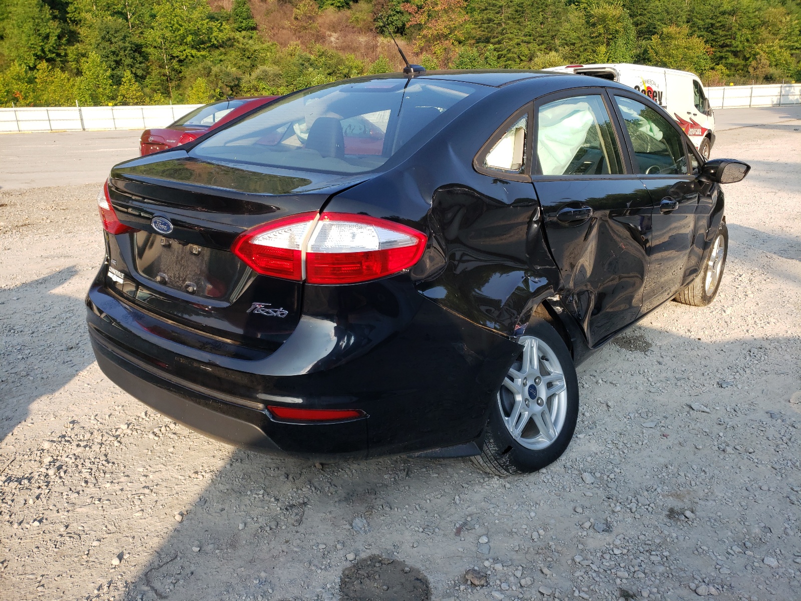 Photo 4 from auction – 2019 FORD FIESTA SE with VIN 3FADP4BJ9KM116328