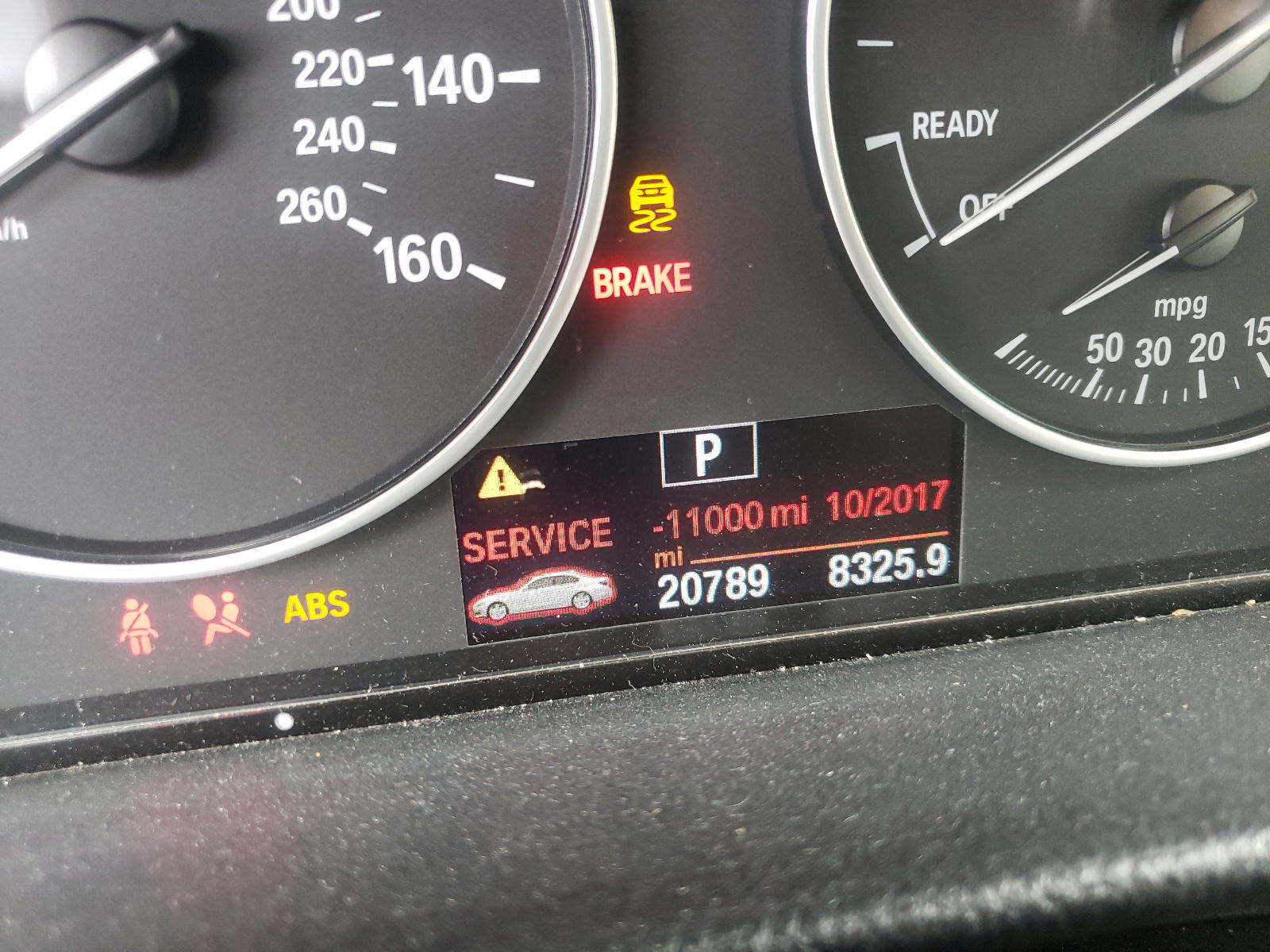 Photo 8 from auction – 2017 BMW 320 I with VIN WBA8A9C52HK619854