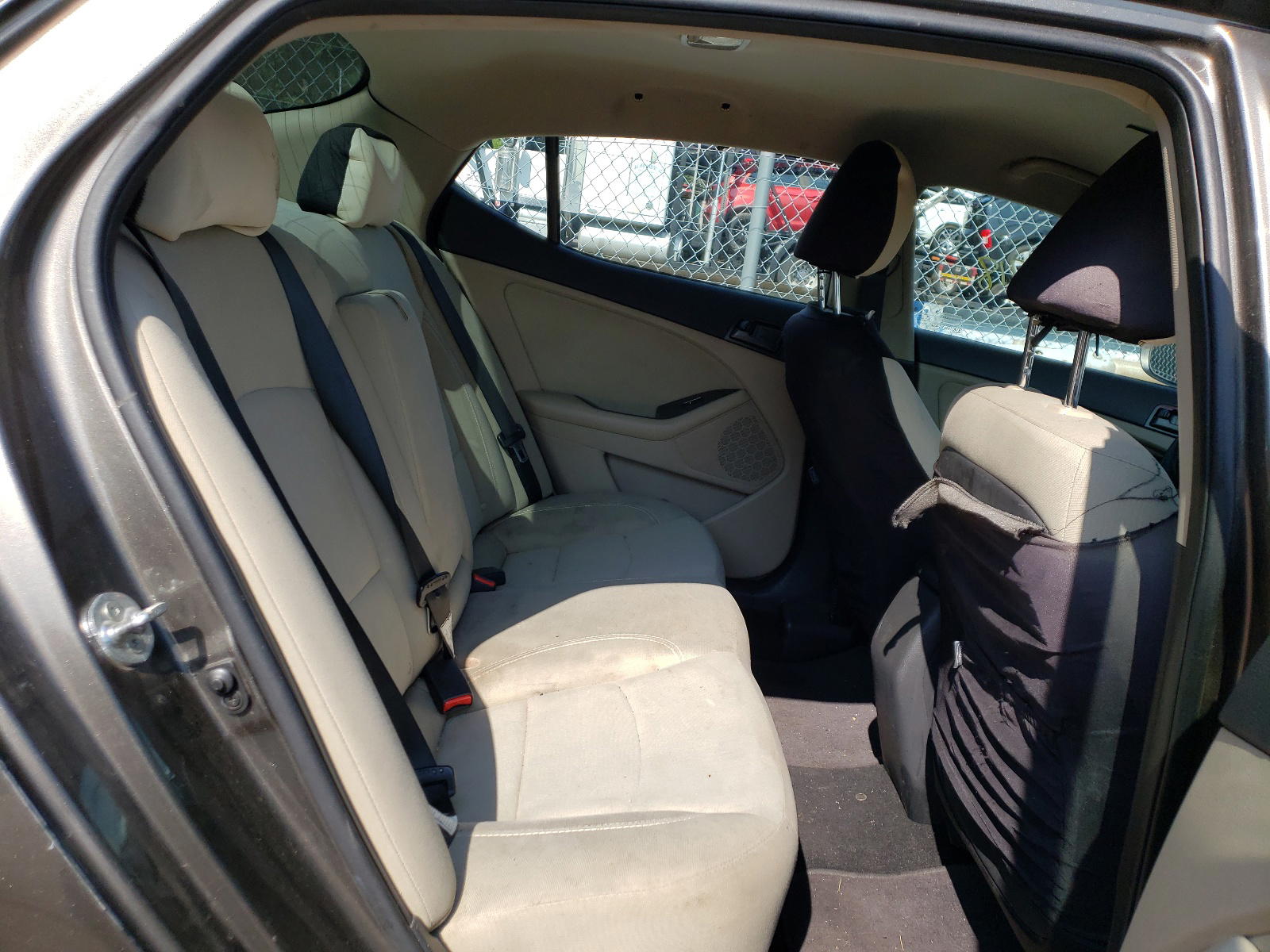 Photo 6 from auction – 2012 KIA OPTIMA LX with VIN 5XXGM4A77CG063394