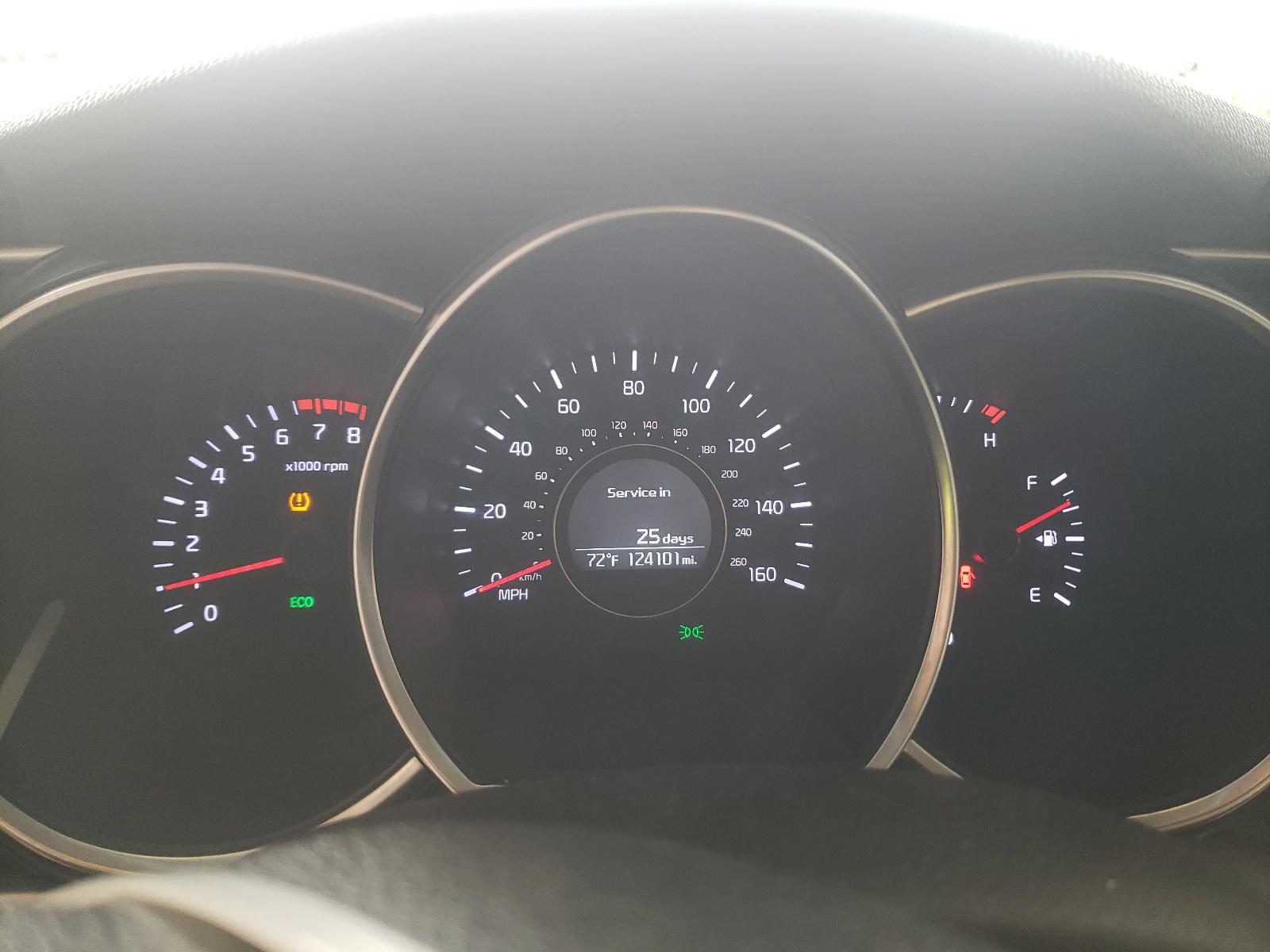 Photo 8 from auction – 2014 KIA OPTIMA EX with VIN 5XXGN4A76EG351309