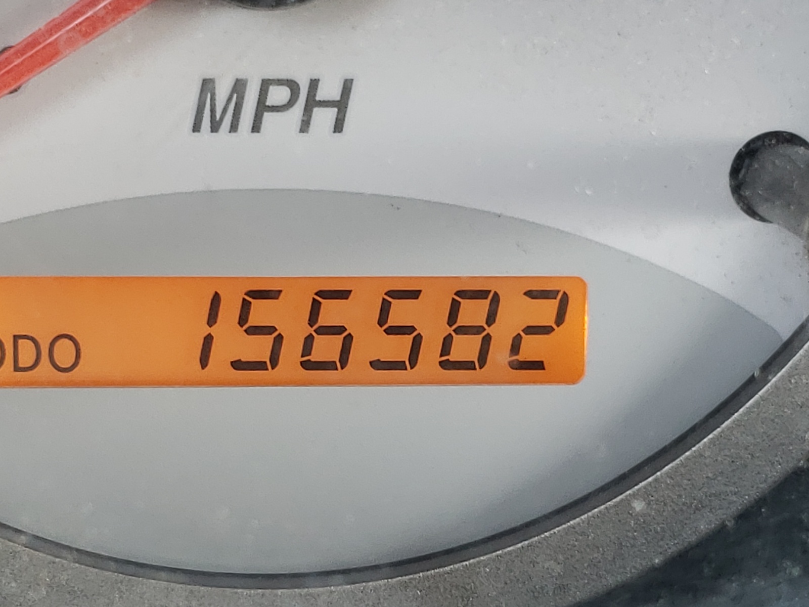 Zdjęcie 8 z aukcji – 2004 TOYOTA RAV4 z VIN JTEGD20V040013908