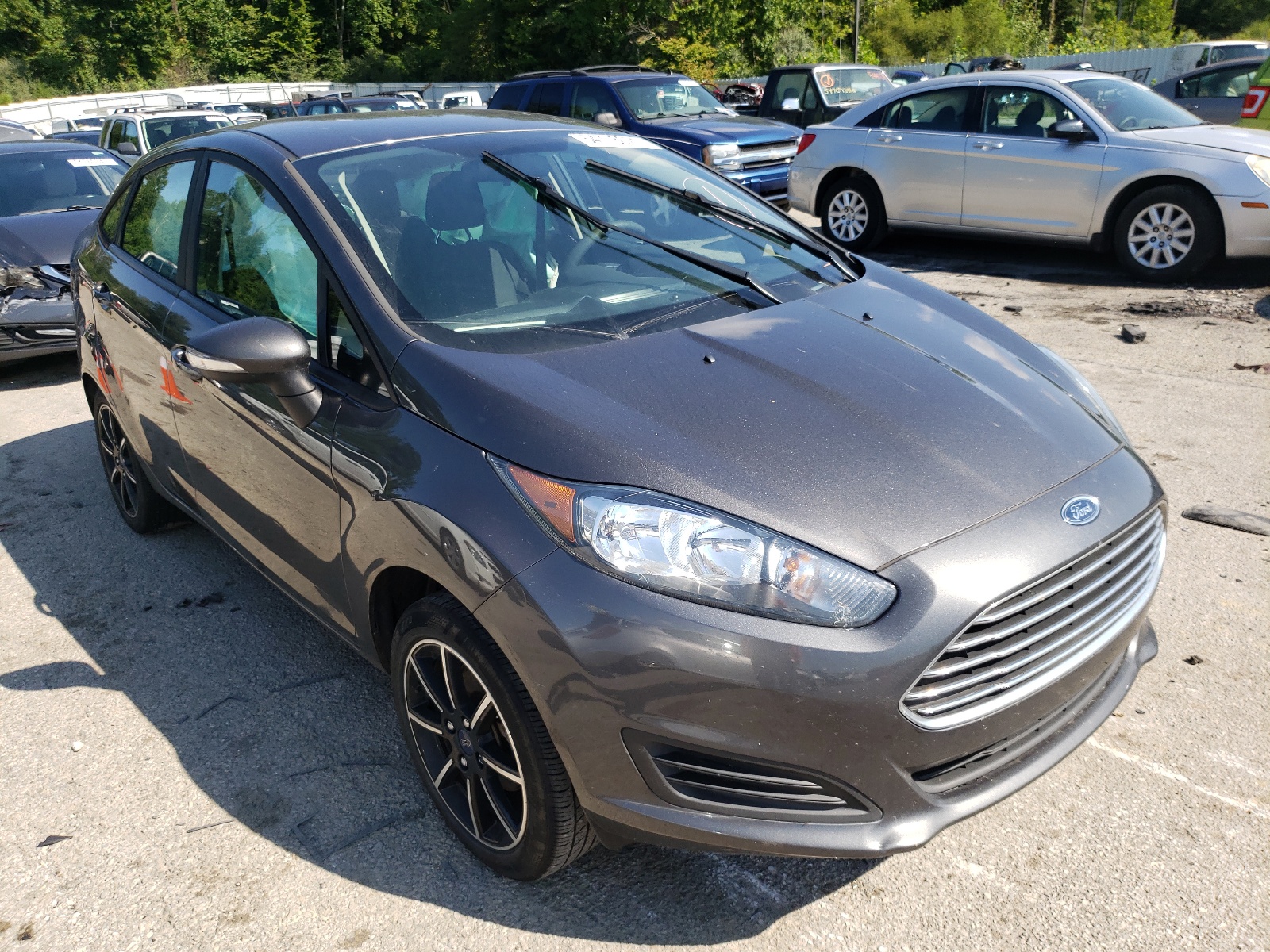 FORD FIESTA SE 2017 with VIN 3FADP4BJ6HM167942 - Photo from auction
