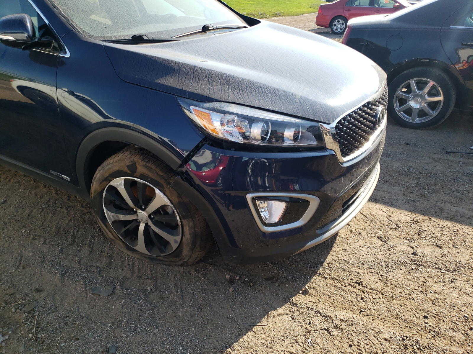 Photo 9 from auction – 2017 KIA SORENTO EX with VIN 5XYPHDA59HG319475