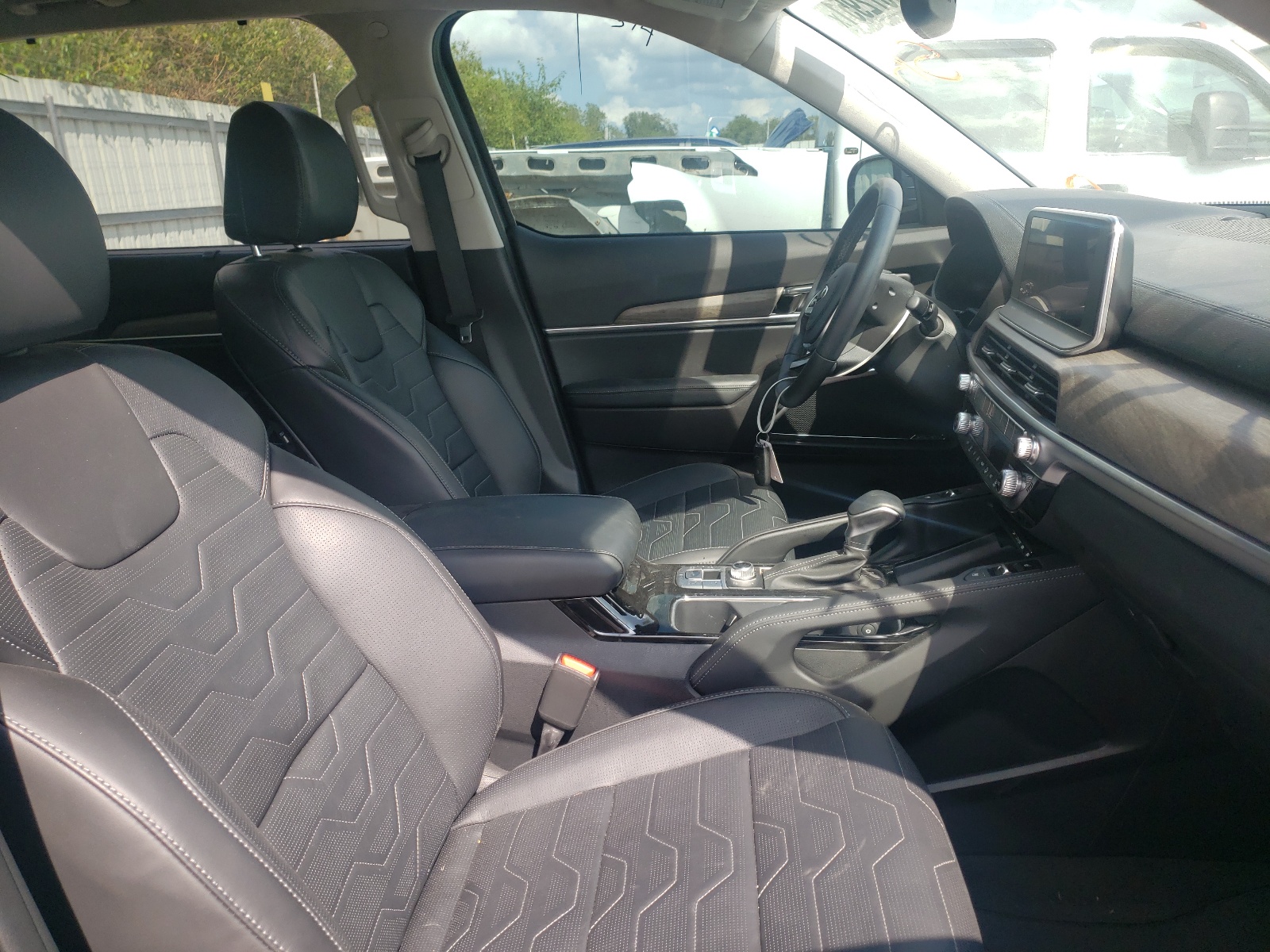 Photo 5 from auction – 2021 KIA TELLURIDE with VIN 5XYP5DHC0MG171997