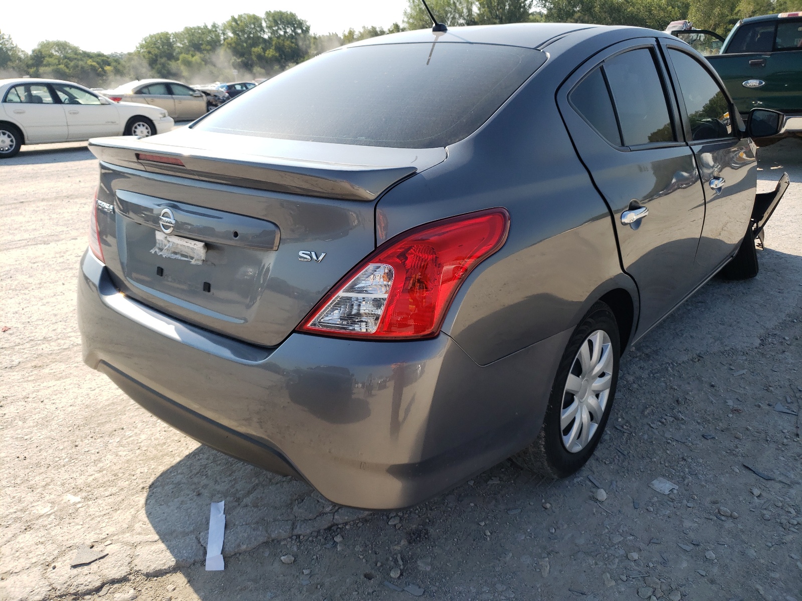 Photo 4 from auction – 2019 NISSAN VERSA S with VIN 3N1CN7APXKL845062