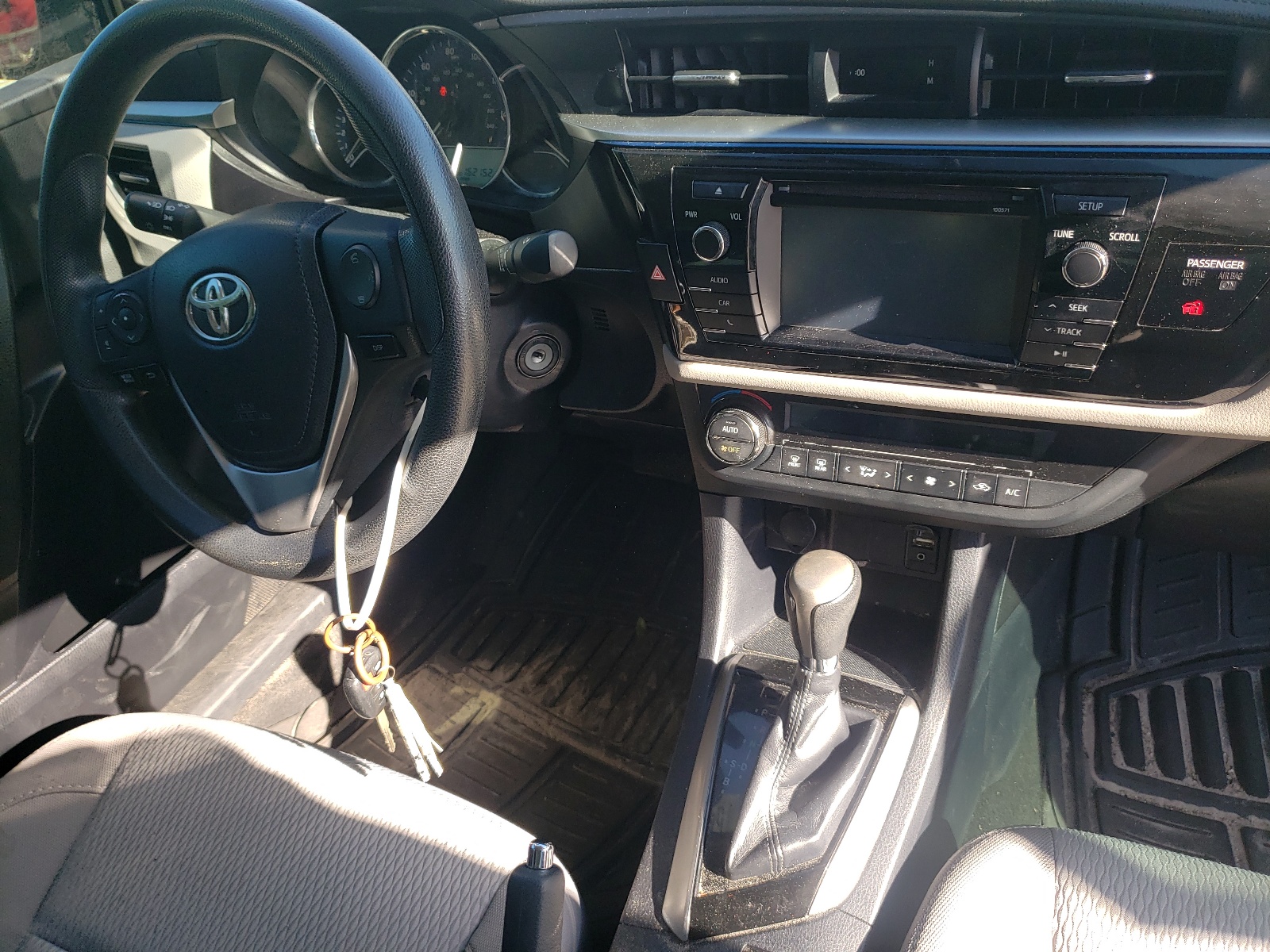Photo 9 from auction – 2016 TOYOTA COROLLA L with VIN 2T1BURHE9GC742415