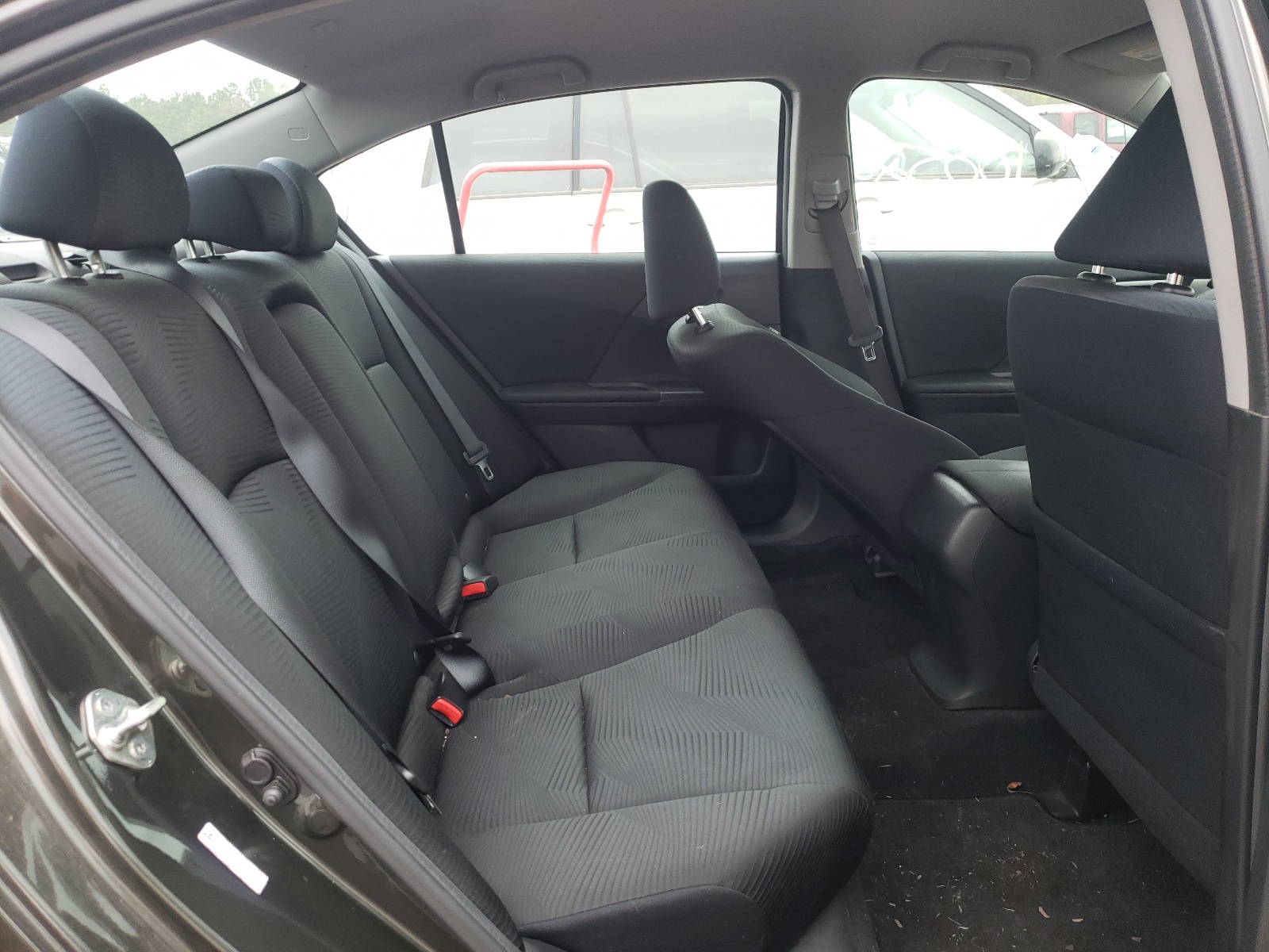 Photo 6 from auction – 2014 HONDA ACCORD LX with VIN 1HGCR2F35EA067972