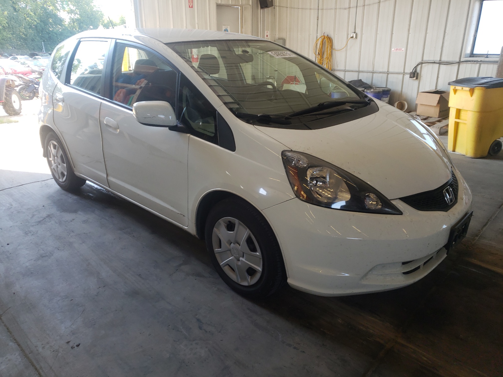 Photo 1 from auction – 2013 HONDA FIT with VIN JHMGE8H31DC005076