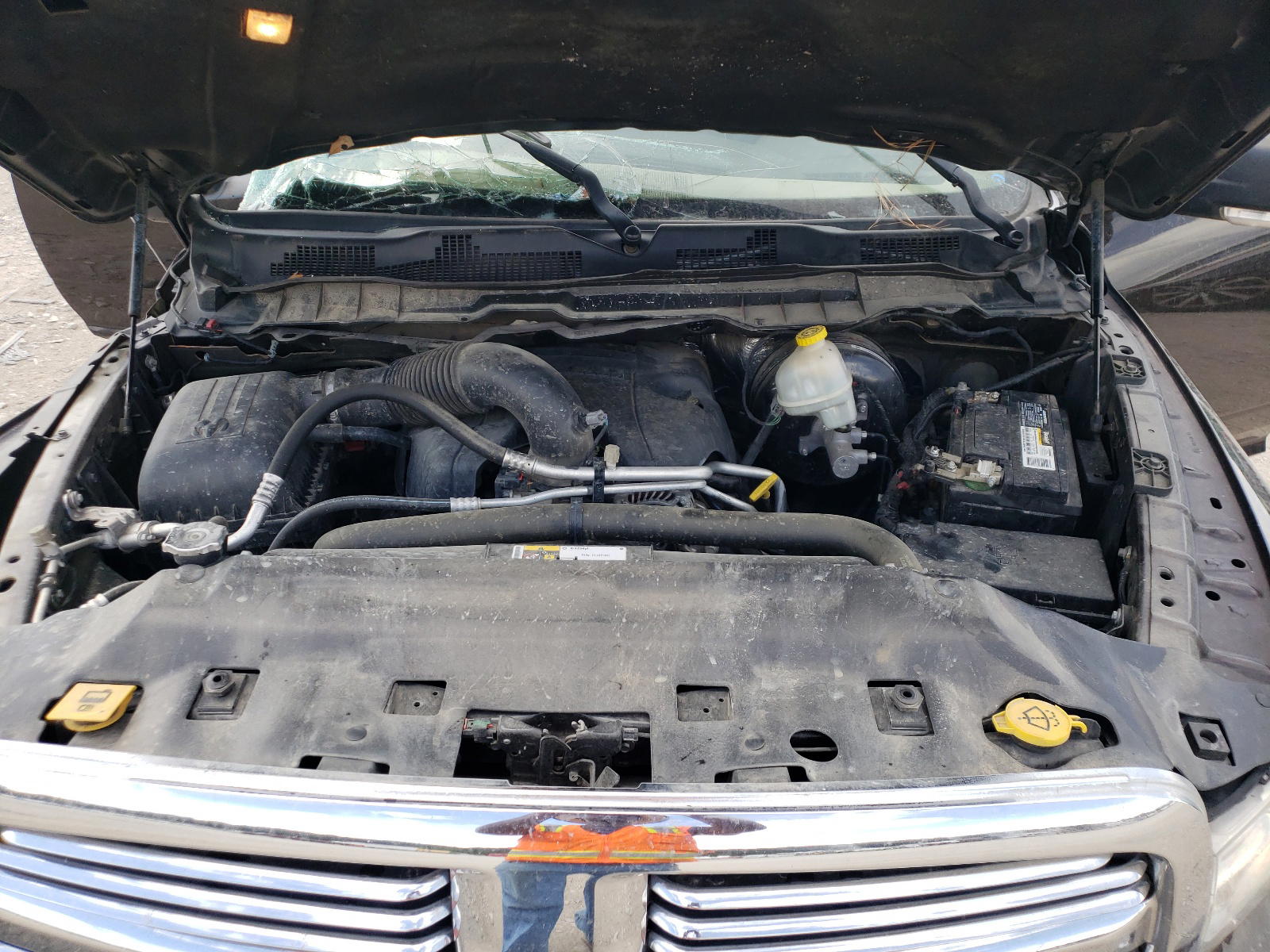 Photo 7 from auction – 2016 RAM 1500 SLT with VIN 3C6RR6LT7GG288179
