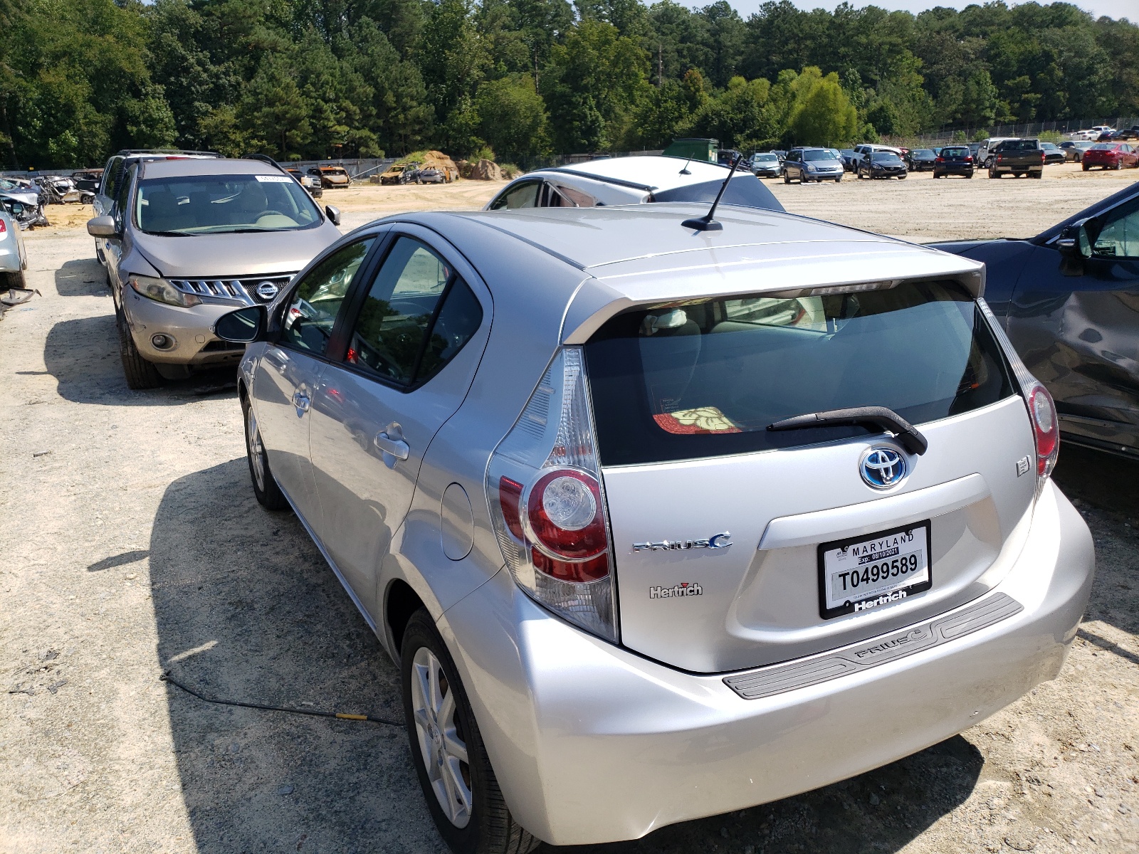 Photo 3 from auction – 2013 TOYOTA PRIUS C with VIN JTDKDTB30D1542737