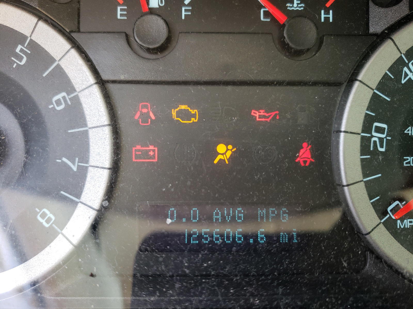 Photo 8 from auction – 2011 FORD ESCAPE XLT with VIN 1FMCU0DG9BKC70856