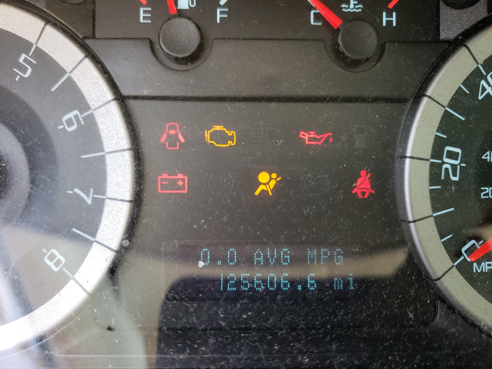 صورة رقم 8 من المزاد - 2011 FORD ESCAPE XLT مع VIN 1FMCU0DG9BKC70856