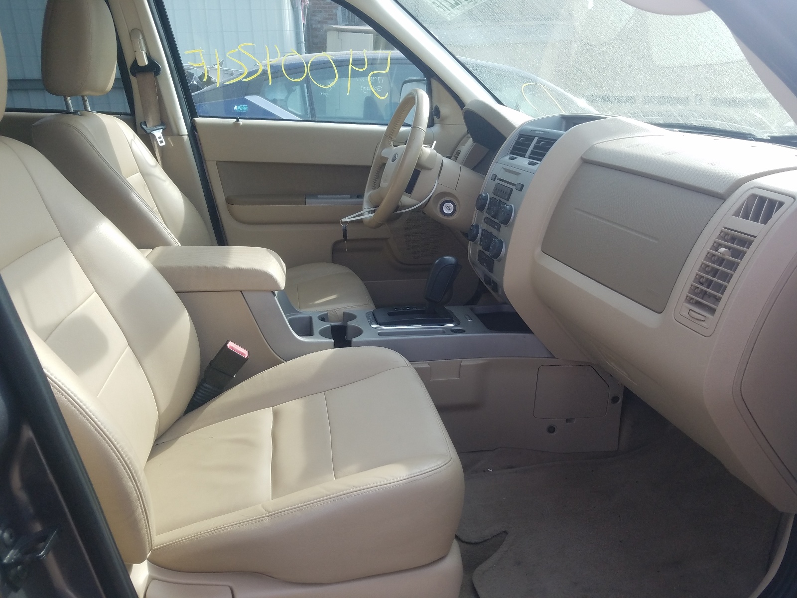 Photo 5 from auction – 2009 FORD ESCAPE XLT with VIN 1FMCU93G49KB94592