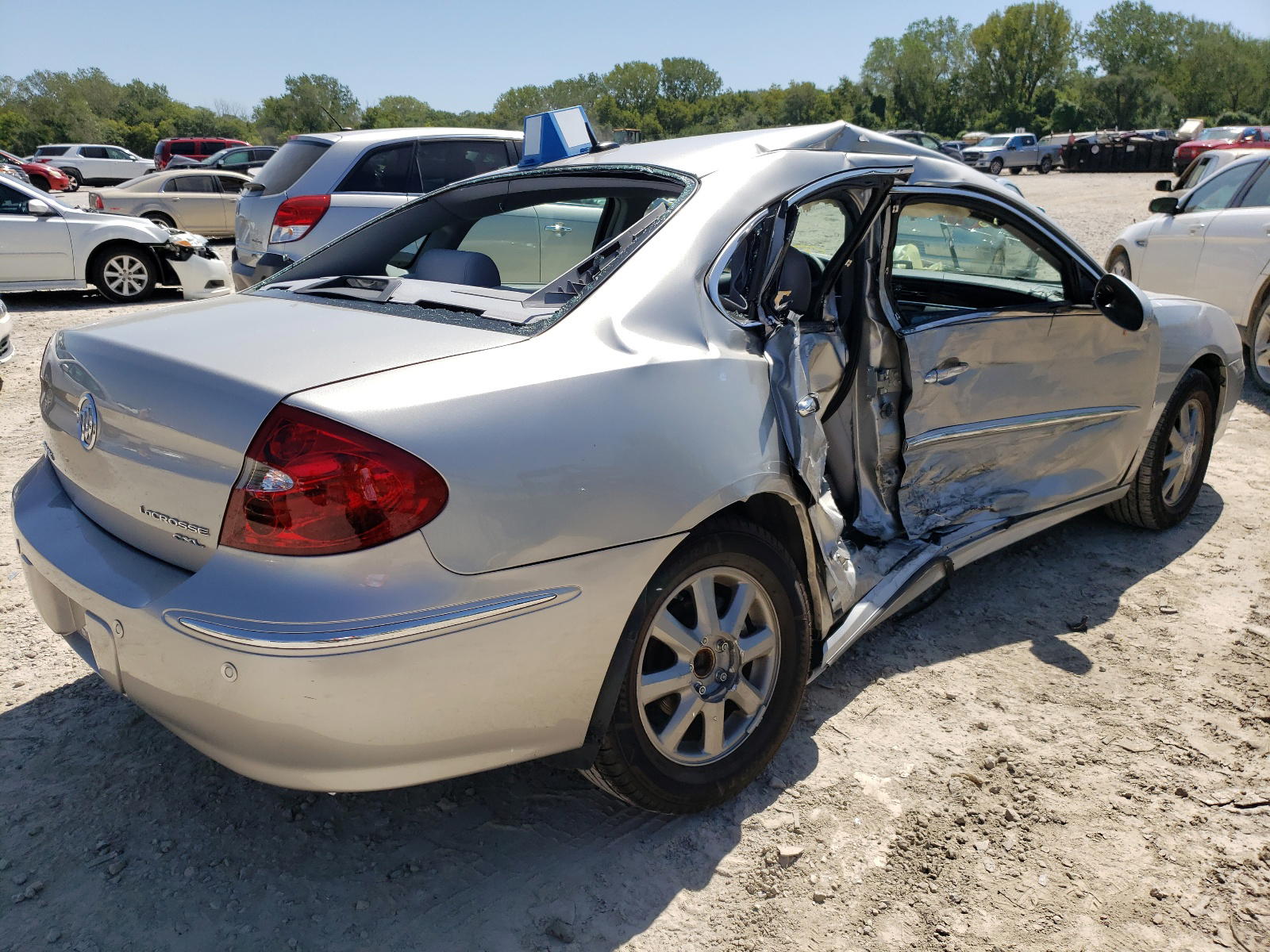 Photo 4 from auction – 2007 BUICK LACROSSE C with VIN 2G4WD582071179815