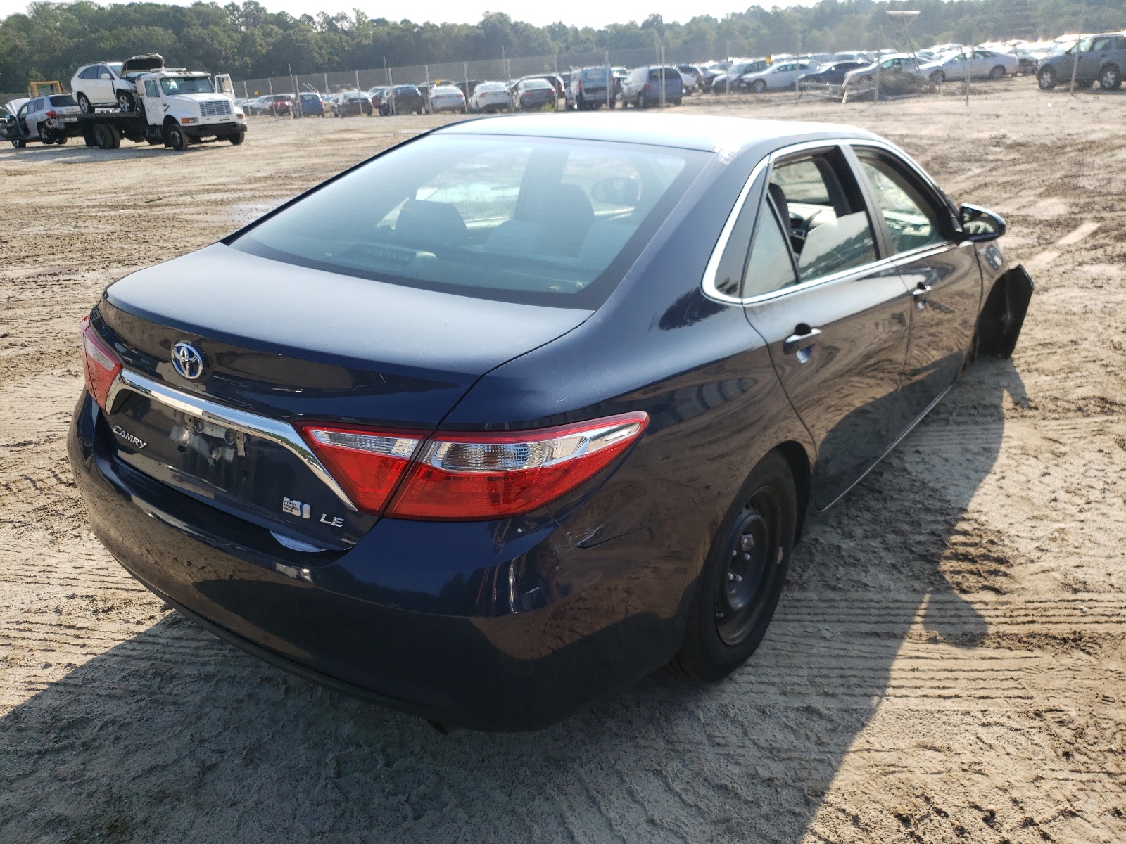 Photo 4 from auction – 2016 TOYOTA CAMRY HYBR with VIN 4T1BD1FK9GU179357
