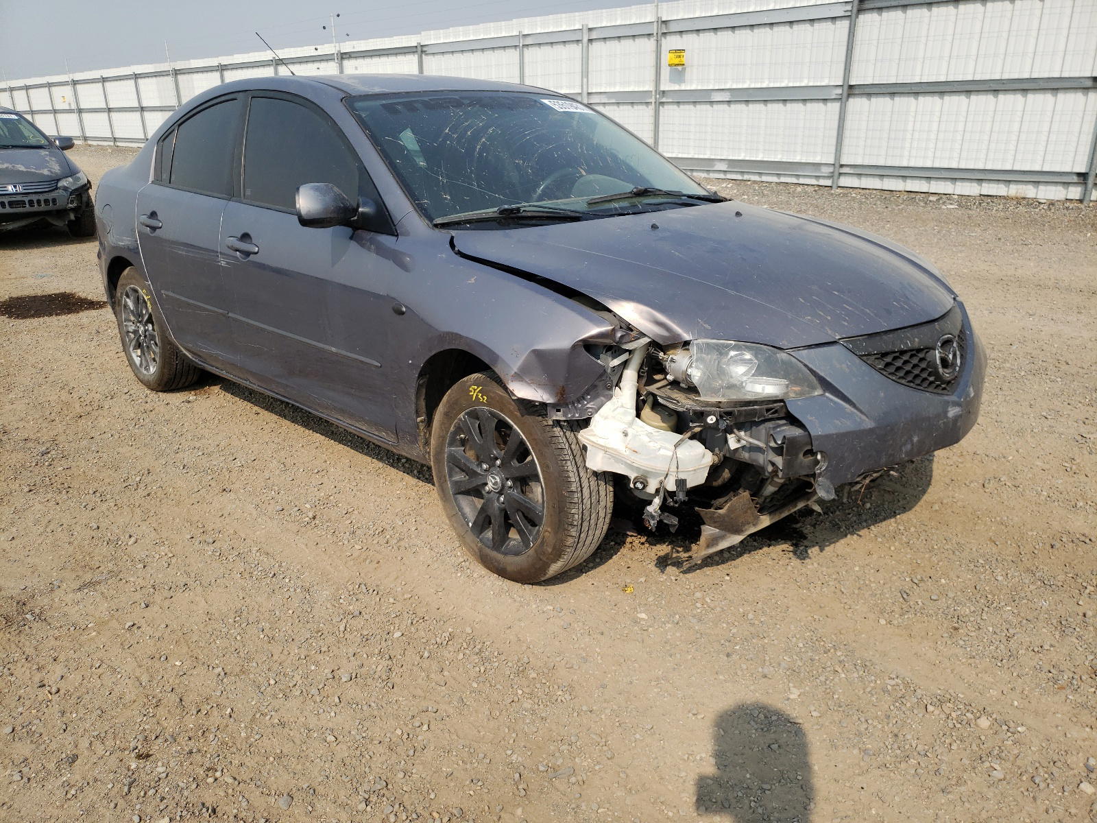 MAZDA 3 I 2007 with VIN JM1BK32F571772861 - Photo from auction