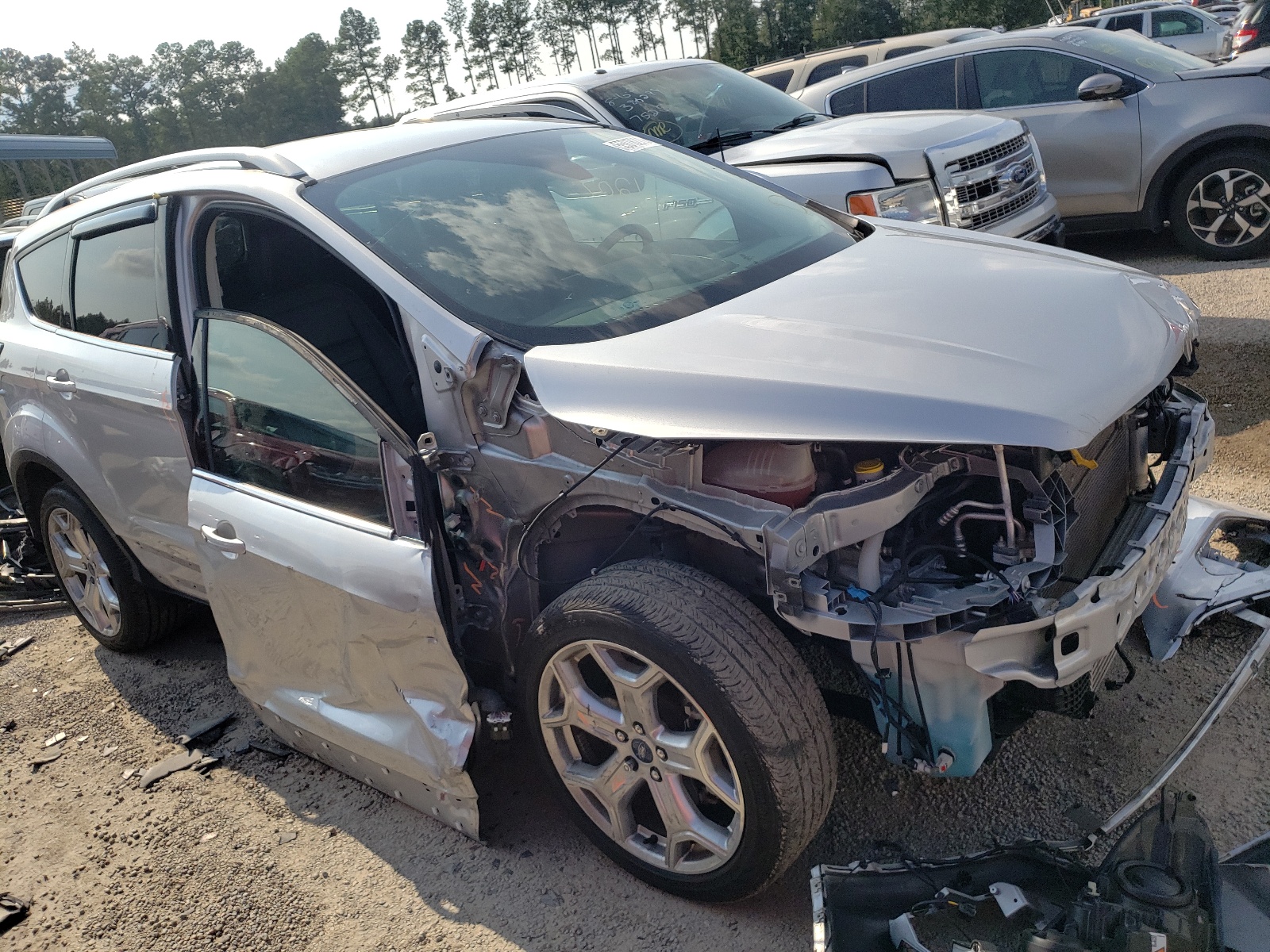 Photo 9 from auction – 2019 FORD ESCAPE TIT with VIN 1FMCU0J97KUA59195