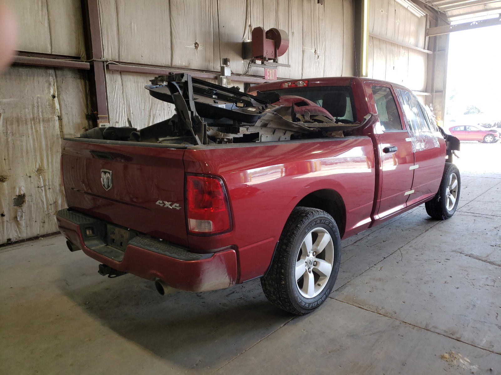 Photo 4 from auction – 2014 RAM 1500 ST with VIN 1C6RR7FT4ES242767