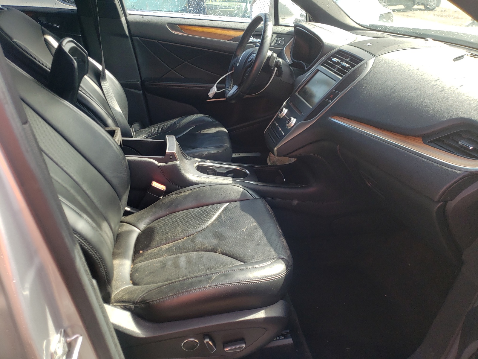 صورة رقم 5 من المزاد - 2015 LINCOLN MKC مع VIN 5LMTJ2AH4FUJ33204