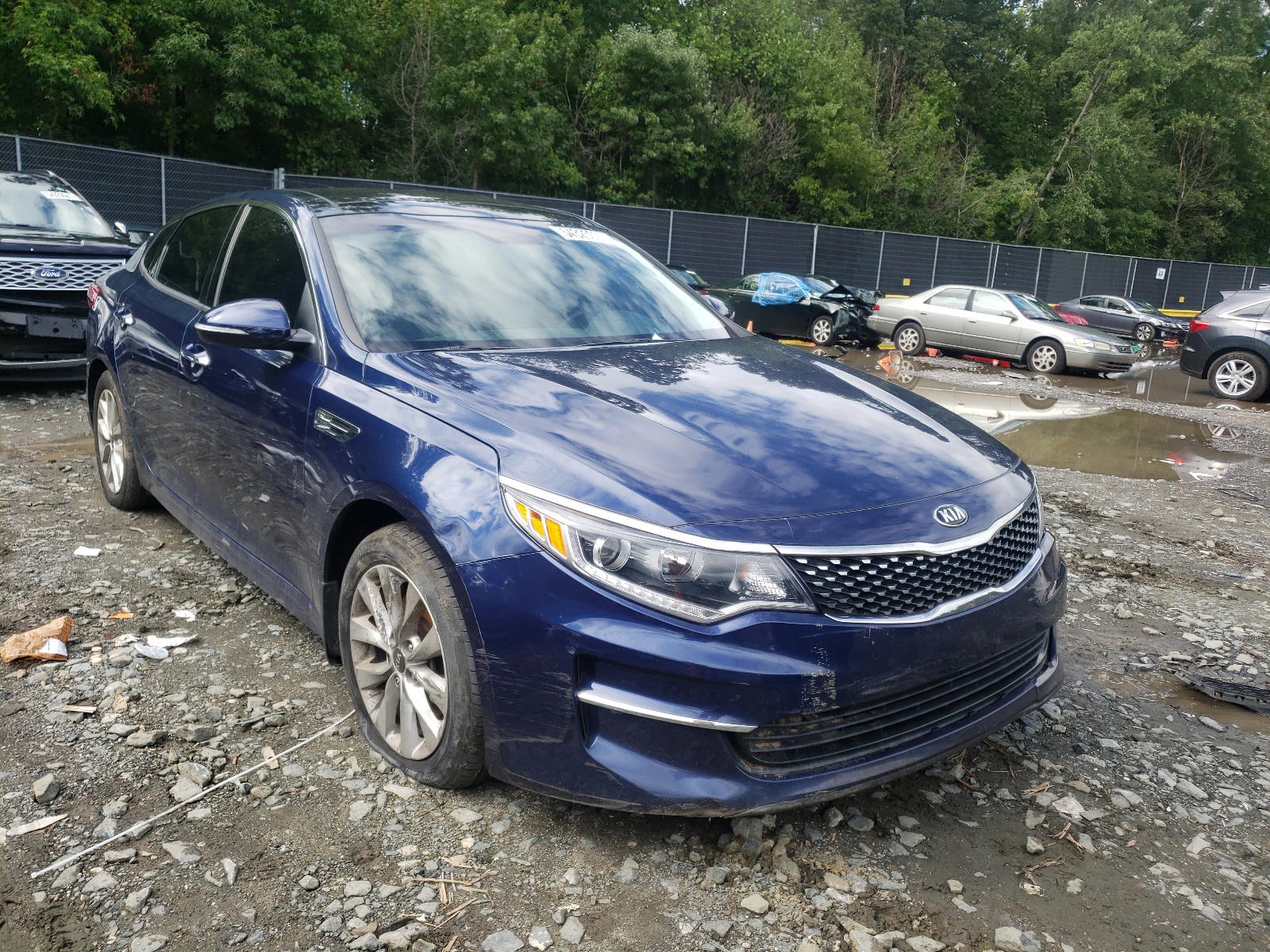 KIA OPTIMA EX 2018 with VIN 5XXGU4L34JG219818 - Photo from auction