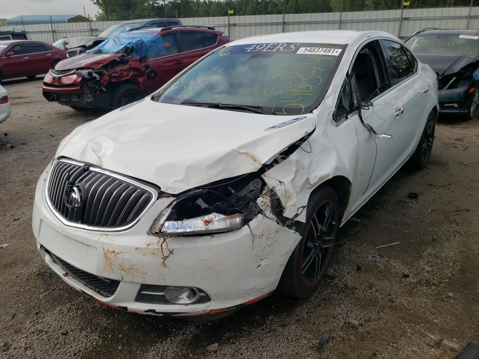 Photo 2 from auction – 2013 BUICK VERANO with VIN 1G4PP5SK9D4207471