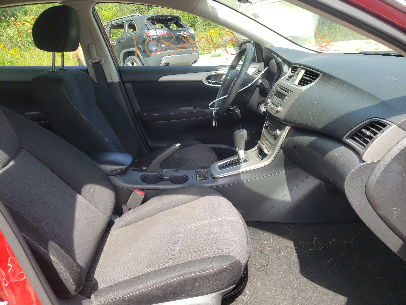 Photo 5 from auction – 2014 NISSAN SENTRA S with VIN 3N1AB7AP2EY263576
