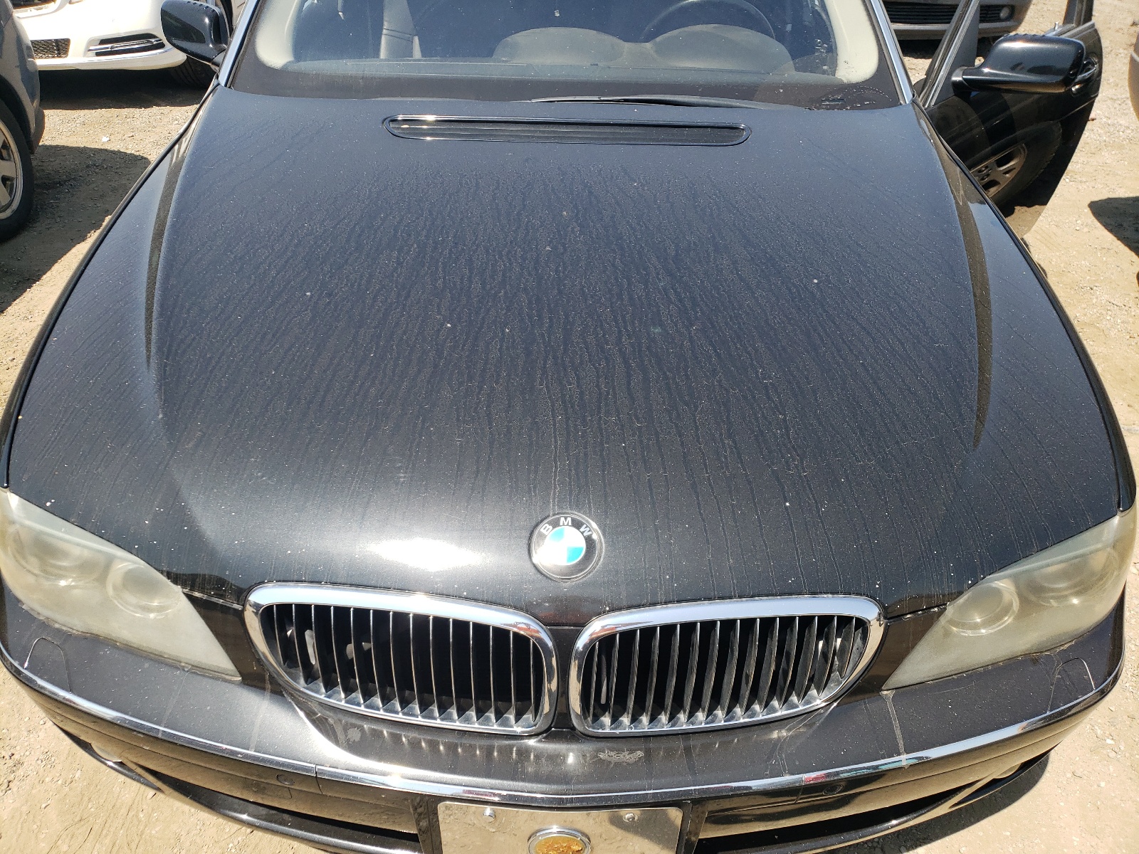 Photo 7 from auction – 2007 BMW 750 with VIN WBAHN83547DT65937