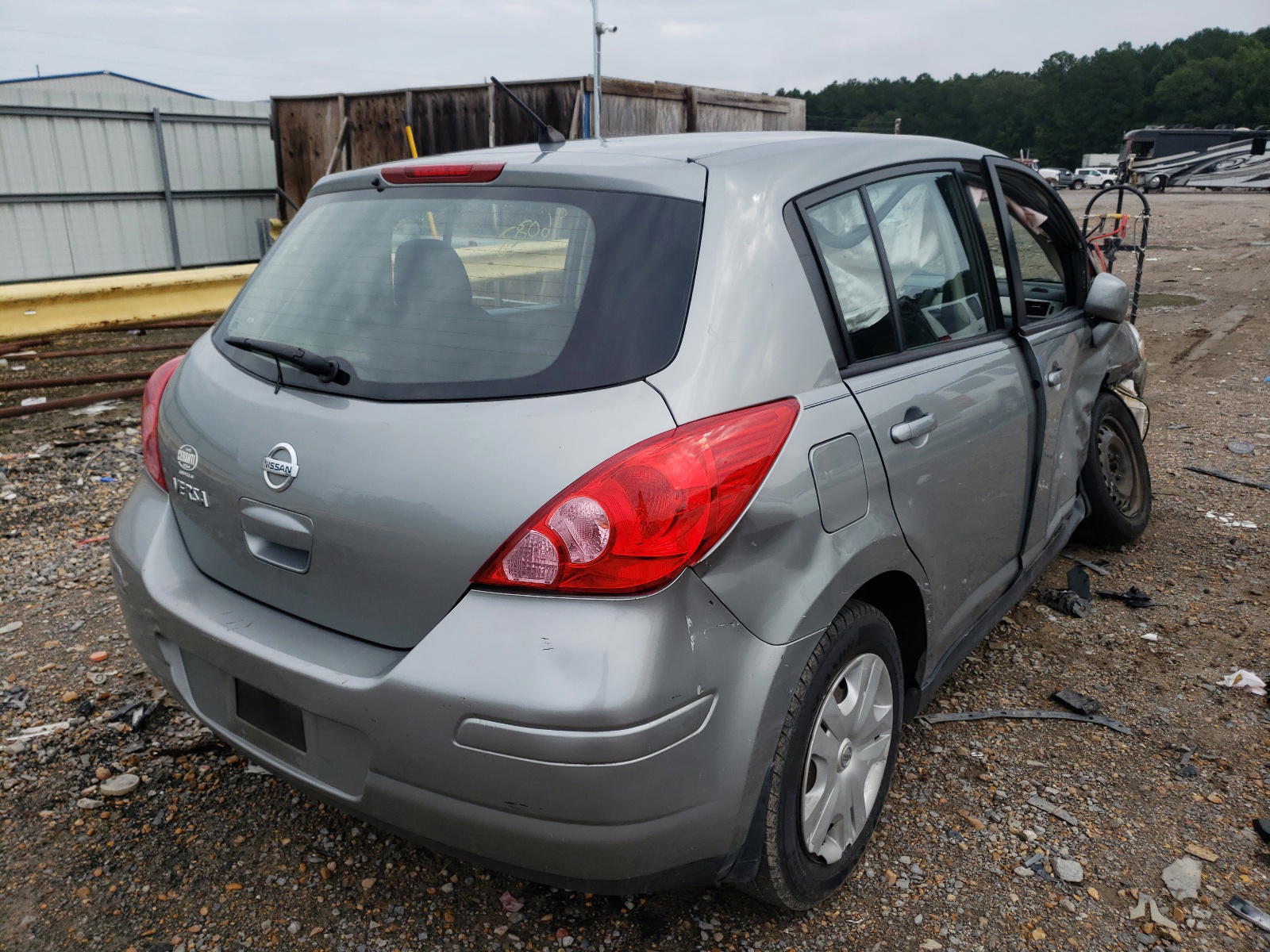 Photo 4 from auction – 2012 NISSAN VERSA S with VIN 3N1BC1CP3CK216097