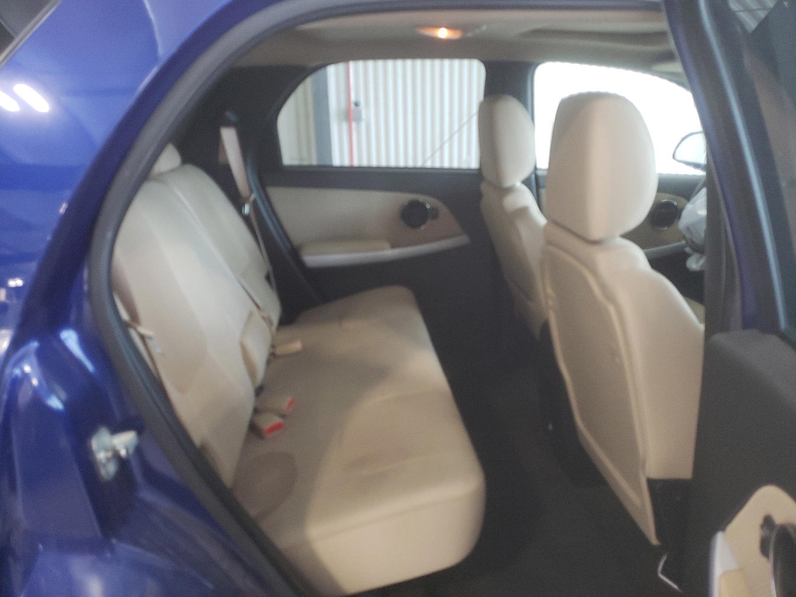 Photo 6 from auction – 2007 PONTIAC TORRENT with VIN 2CKDL63F276080360