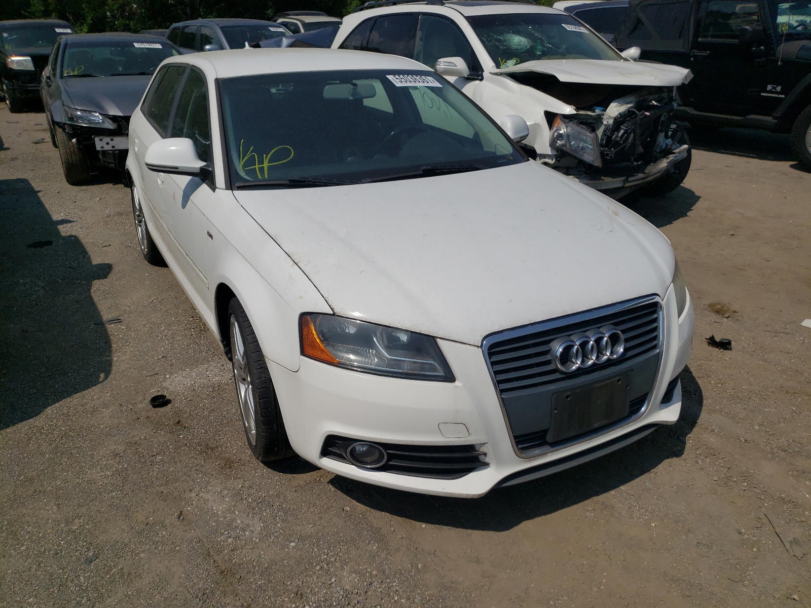 AUDI A3 PREMIUM 2010 with VIN WAUBEAFM9AA148750 - Photo from auction