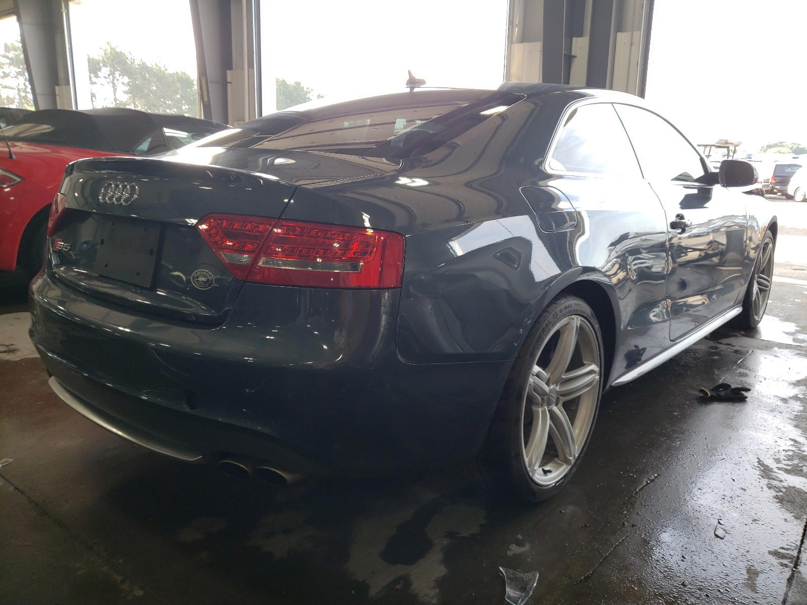Photo 4 from auction – 2010 AUDI S5 PREMIUM with VIN WAUCVAFR5AA044384