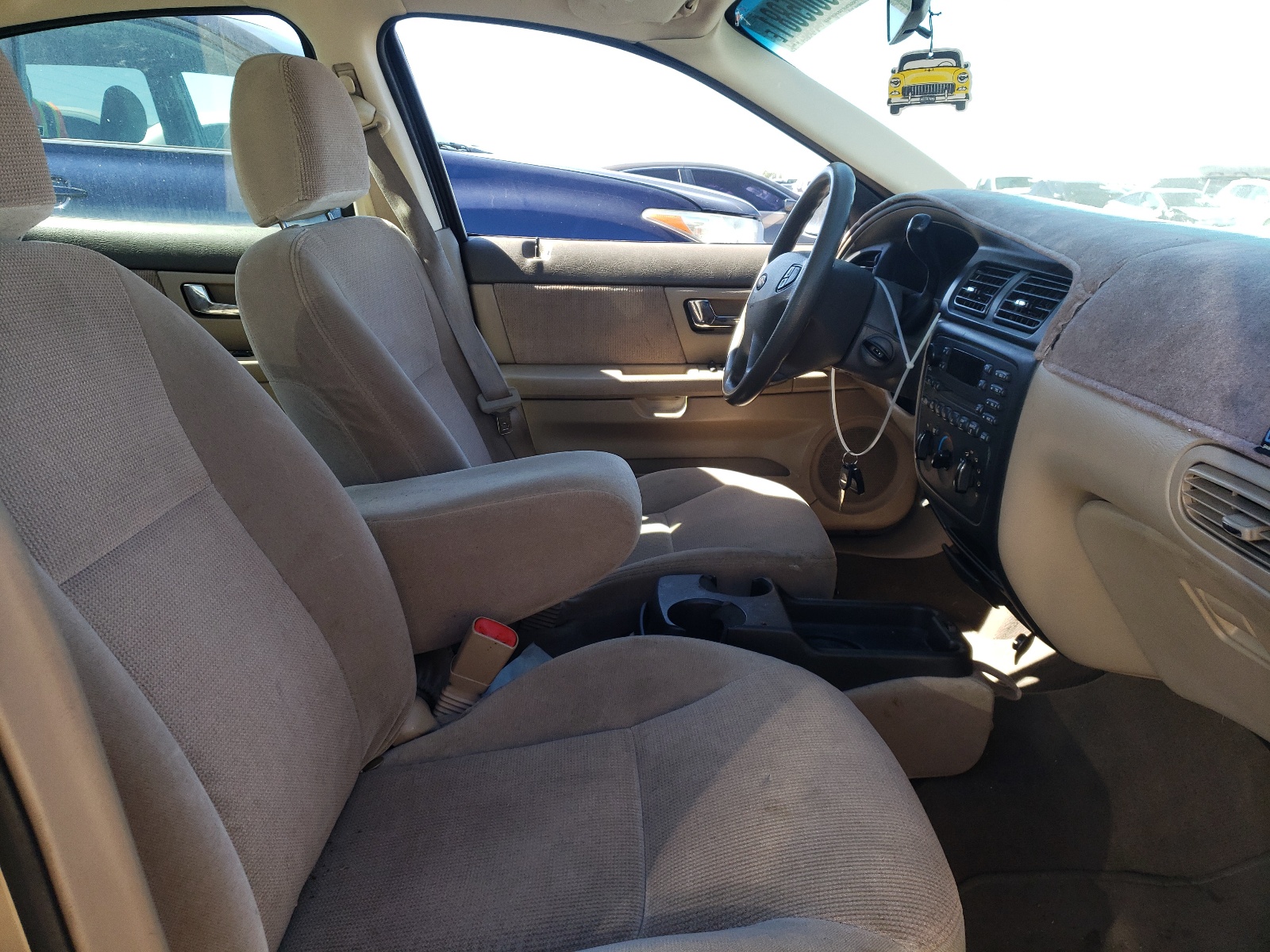 Photo 5 from auction – 2001 FORD TAURUS SES with VIN 1FAFP55U21G265998