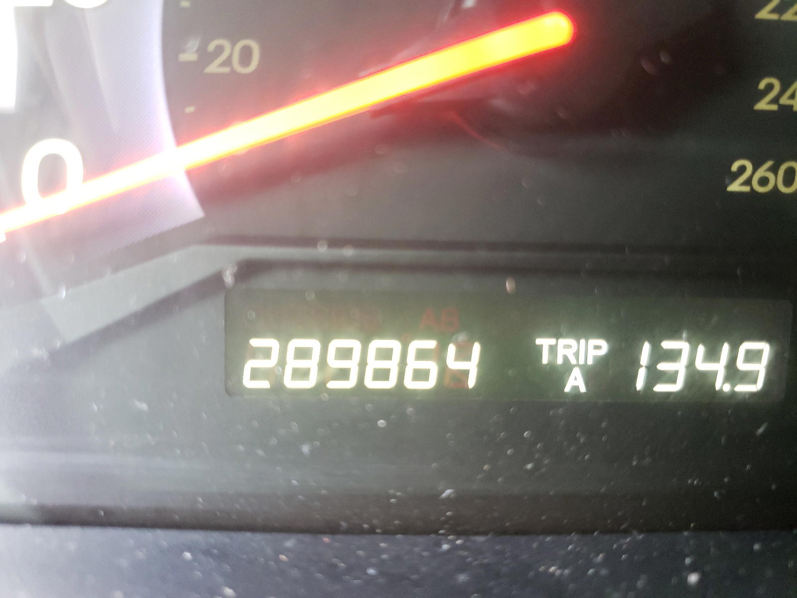 Photo 8 from auction – 2005 HONDA ODYSSEY with VIN 5FNRL38765B030730