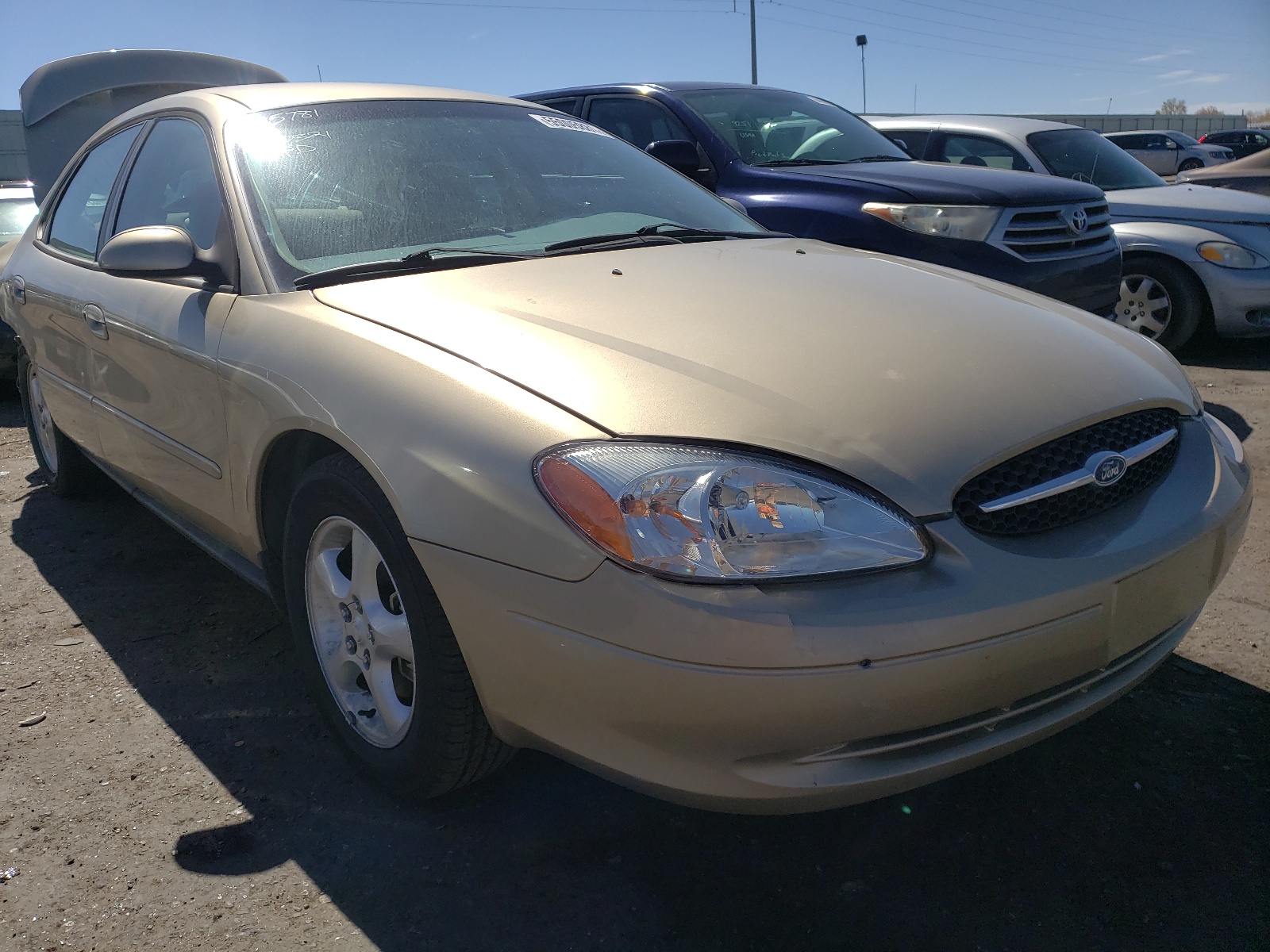 FORD TAURUS SES 2001 with VIN 1FAFP55U21G265998 - Photo from auction