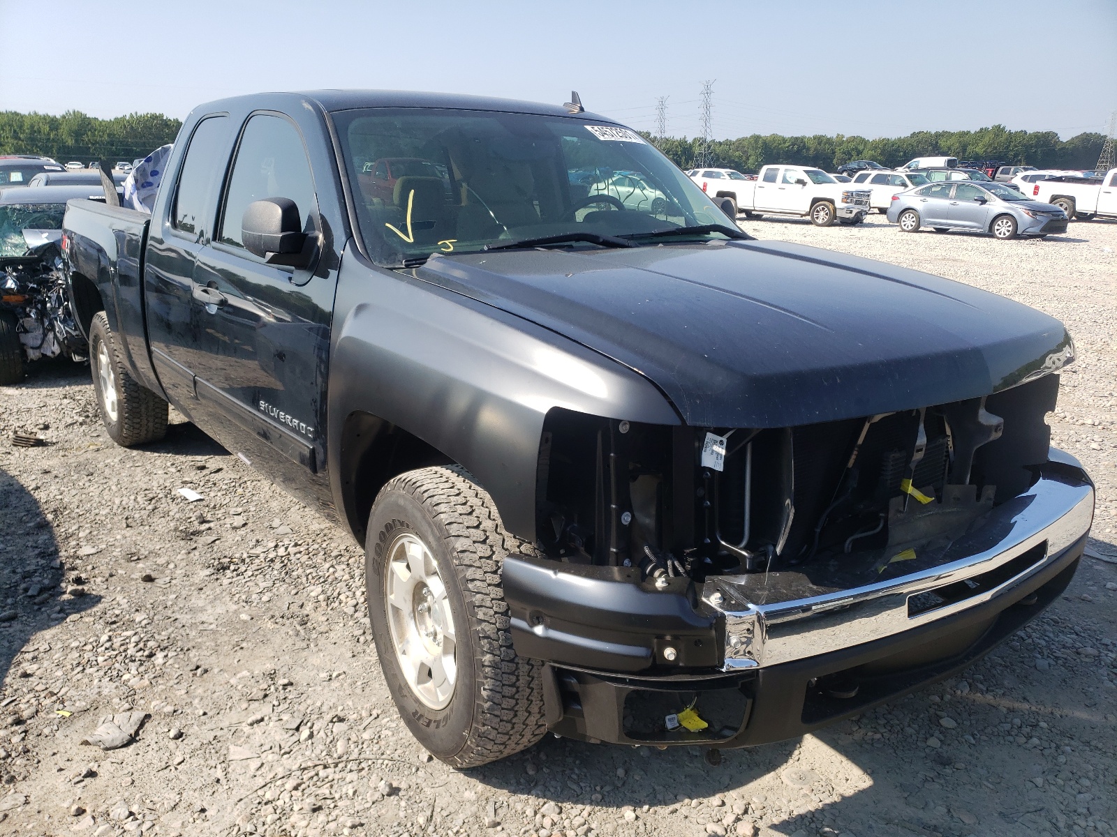 CHEVROLET SILVERADO 2011 with VIN 1GCRKSE38BZ177989 - Photo from auction