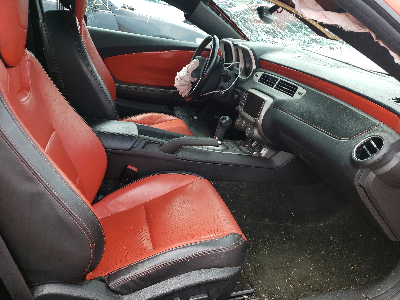 Photo 6 from auction – 2013 CHEVROLET CAMARO LT with VIN 2G1FC1E37D9142523