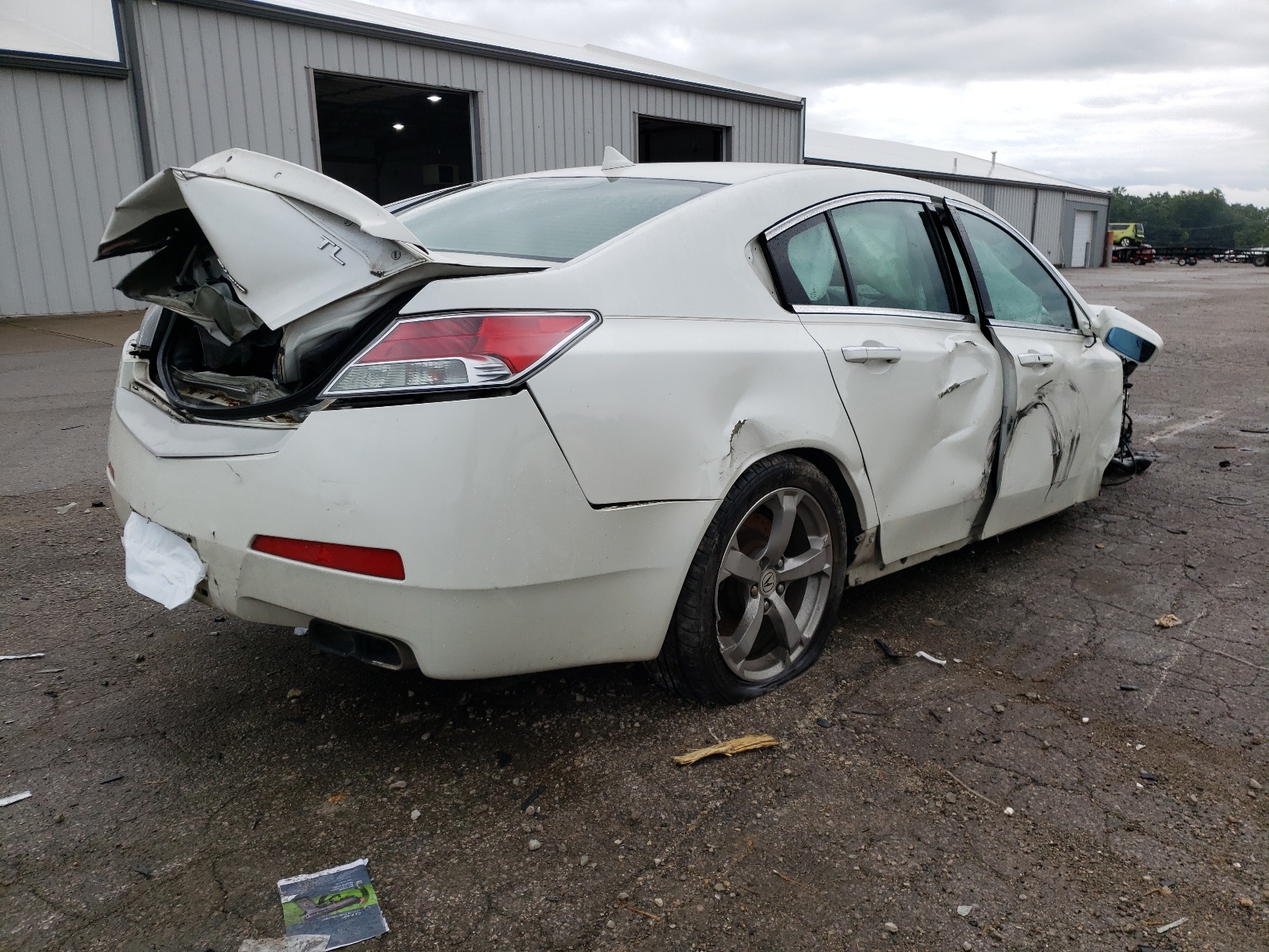 Photo 4 from auction – 2010 ACURA TL with VIN 19UUA9F51AA001743