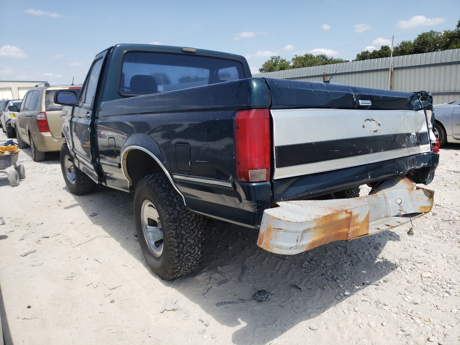 Photo 15 from auction – 1993 FORD F150 with VIN 1FTDF15N0PNA49674