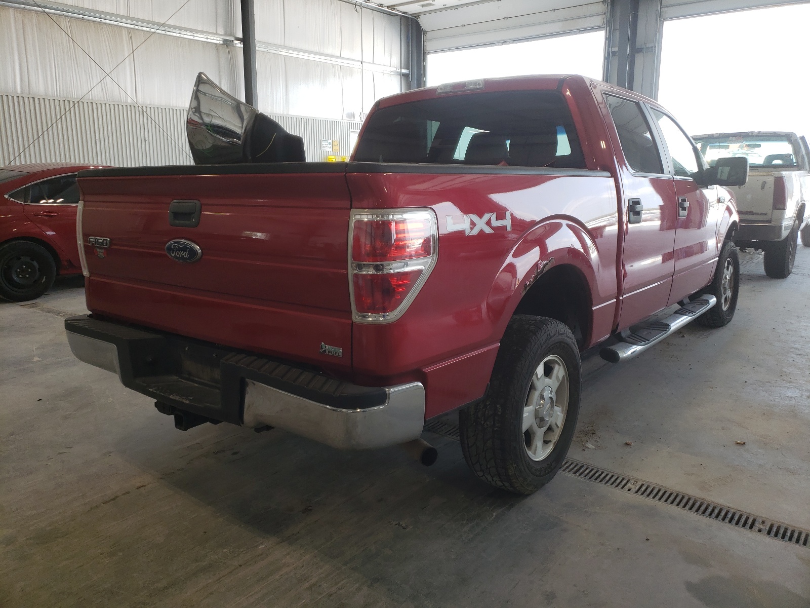 Photo 4 from auction – 2010 FORD F150 SUPER with VIN 1FTFW1EV9AFB48312