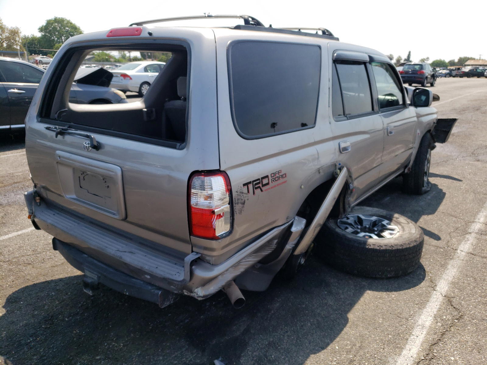 Photo 4 from auction – 2002 TOYOTA 4RUNNER SR with VIN JT3GN86R220257186