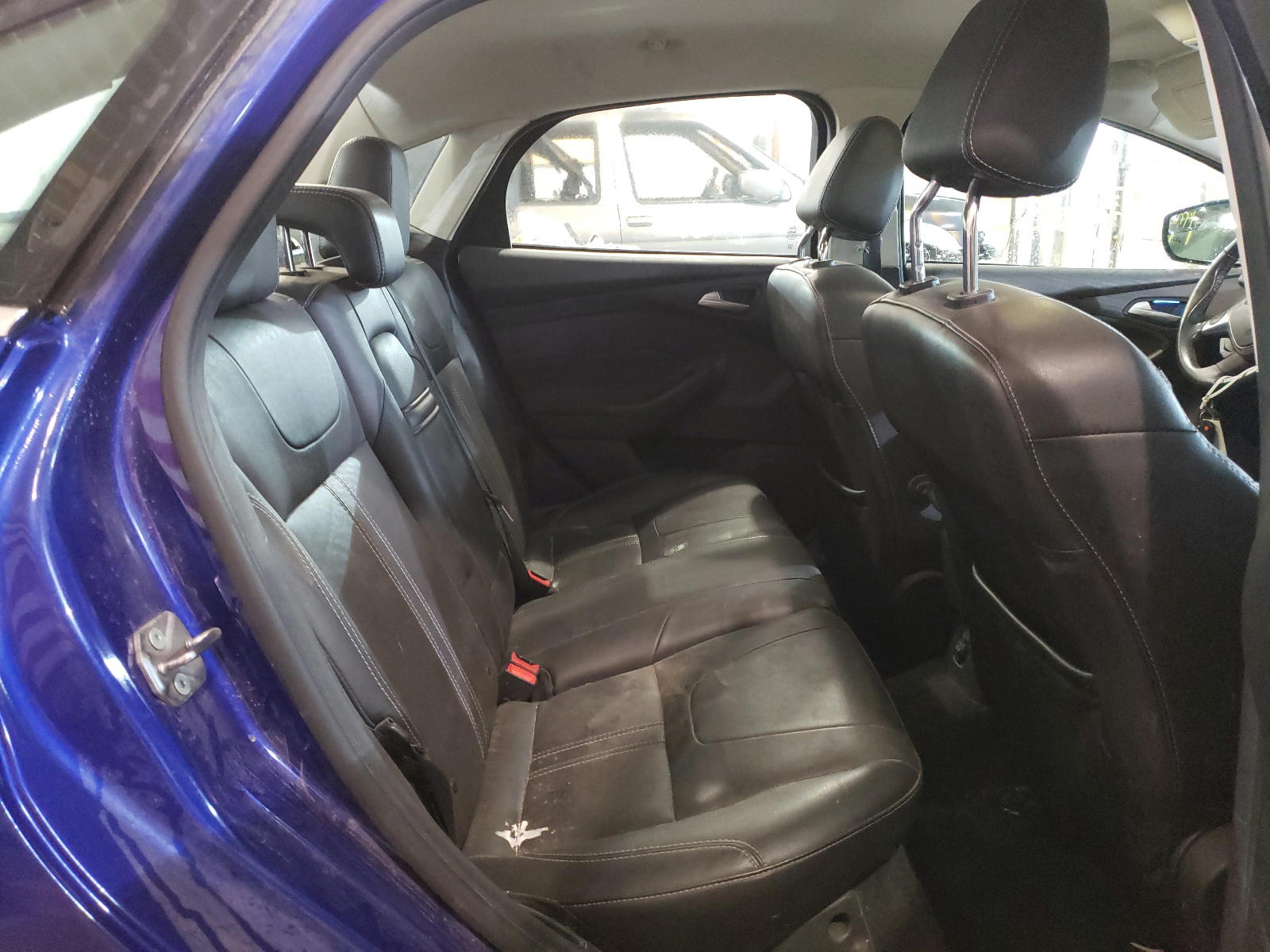 Photo 6 from auction – 2012 FORD FOCUS SEL with VIN 1FAHP3H29CL315670