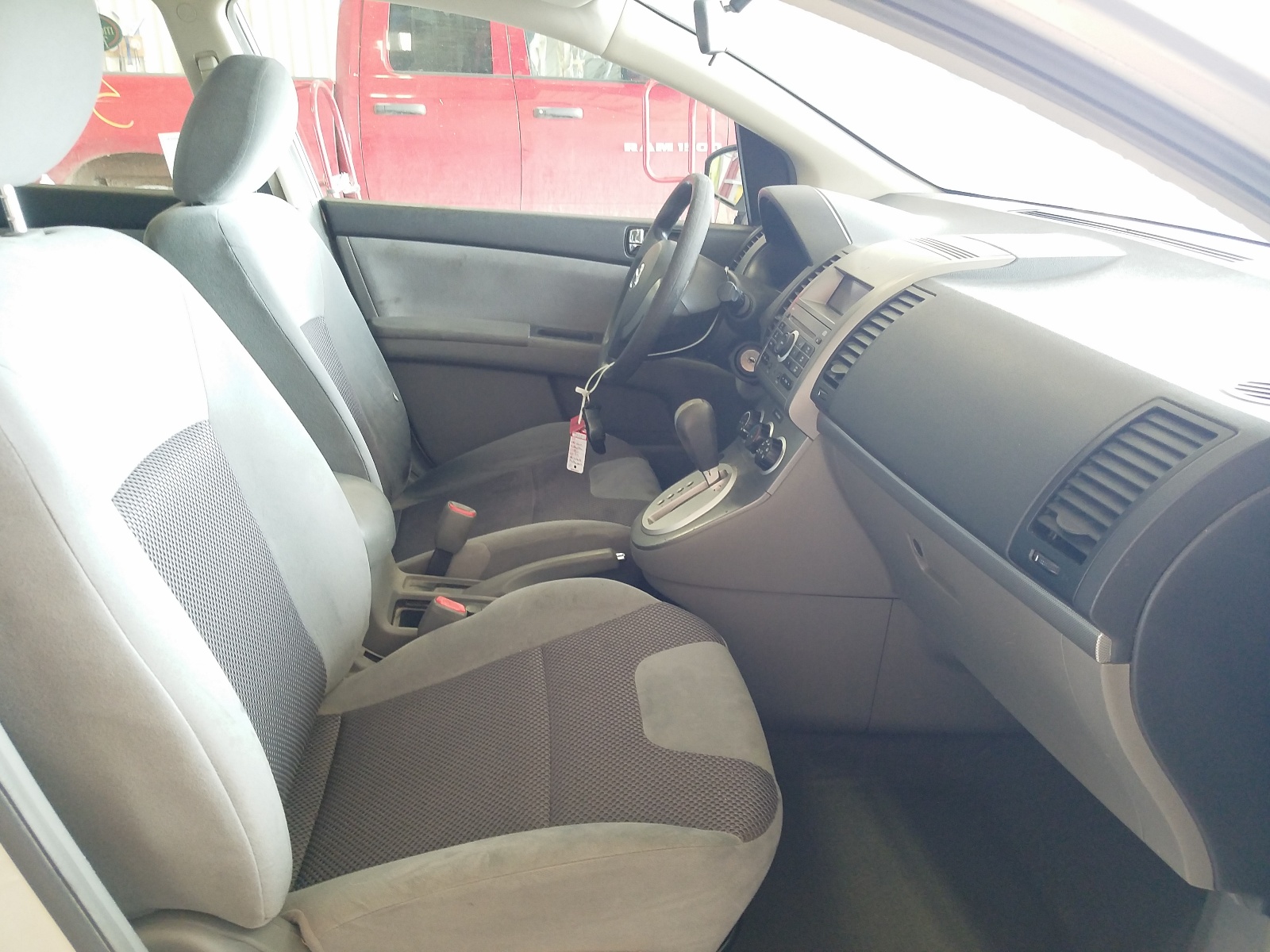 Photo 5 from auction – 2007 NISSAN SENTRA 2.0 with VIN 3N1AB61E87L611339