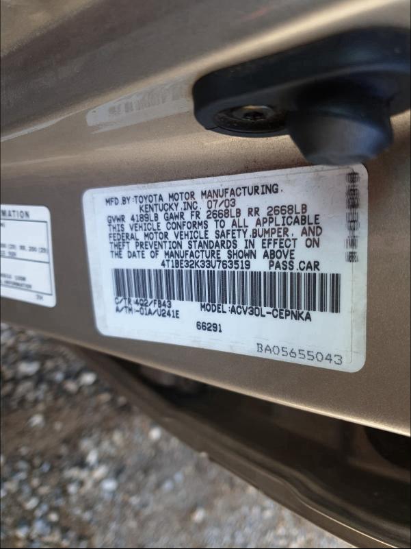 Photo 10 from auction – 2003 TOYOTA CAMRY LE with VIN 4T1BE32K33U763519