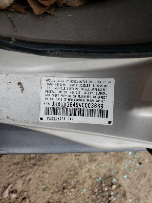Photo 10 from auction – 1997 ACURA 3.2TL with VIN JH4UA3649VC003669