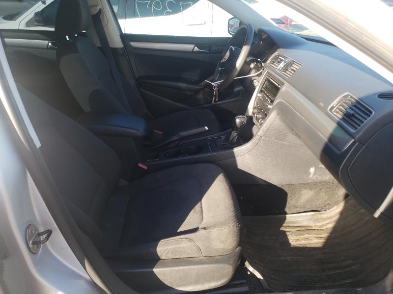 Photo 5 from auction – 2013 VOLKSWAGEN PASSAT with VIN 1VWAP7A30DC046527