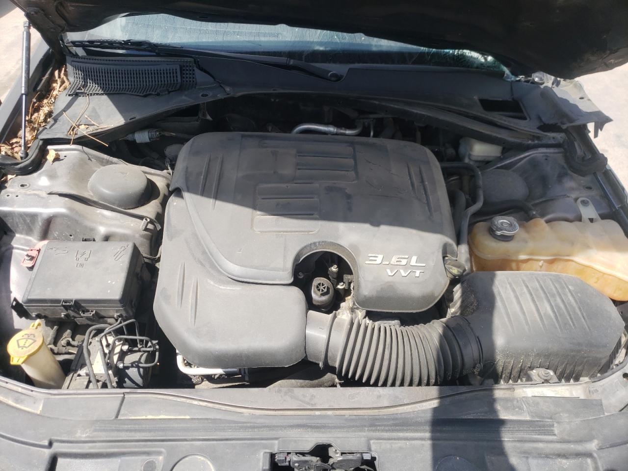Photo 7 from auction – 2014 CHRYSLER 300 S with VIN 2C3CCABG4EH157400
